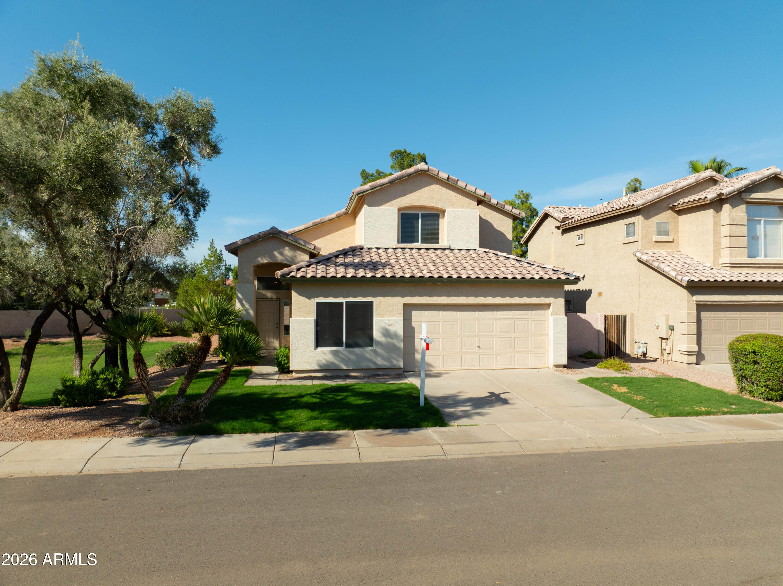 2390 W Indigo Drive — photo