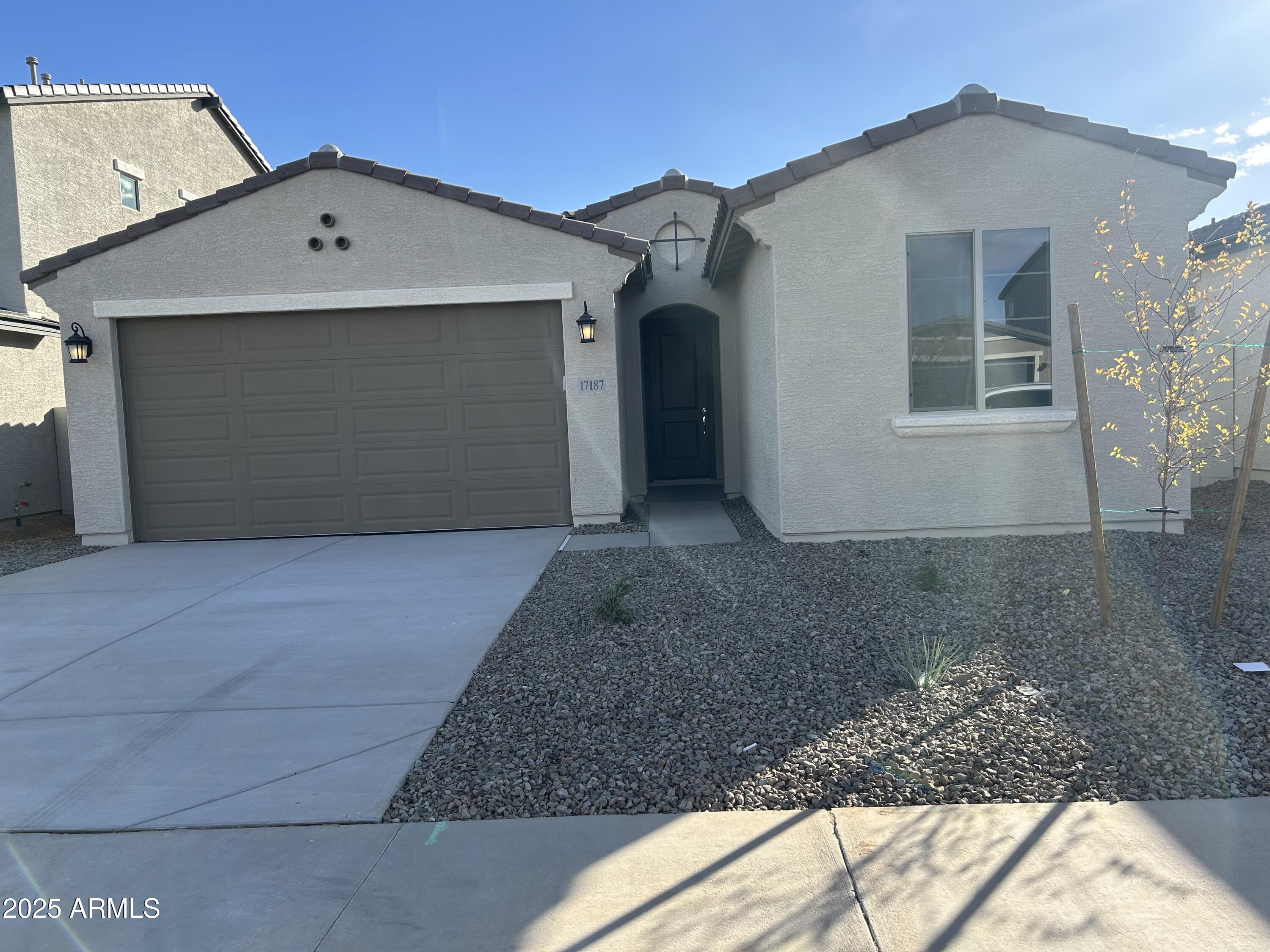 17157 W Windrose Drive — photo