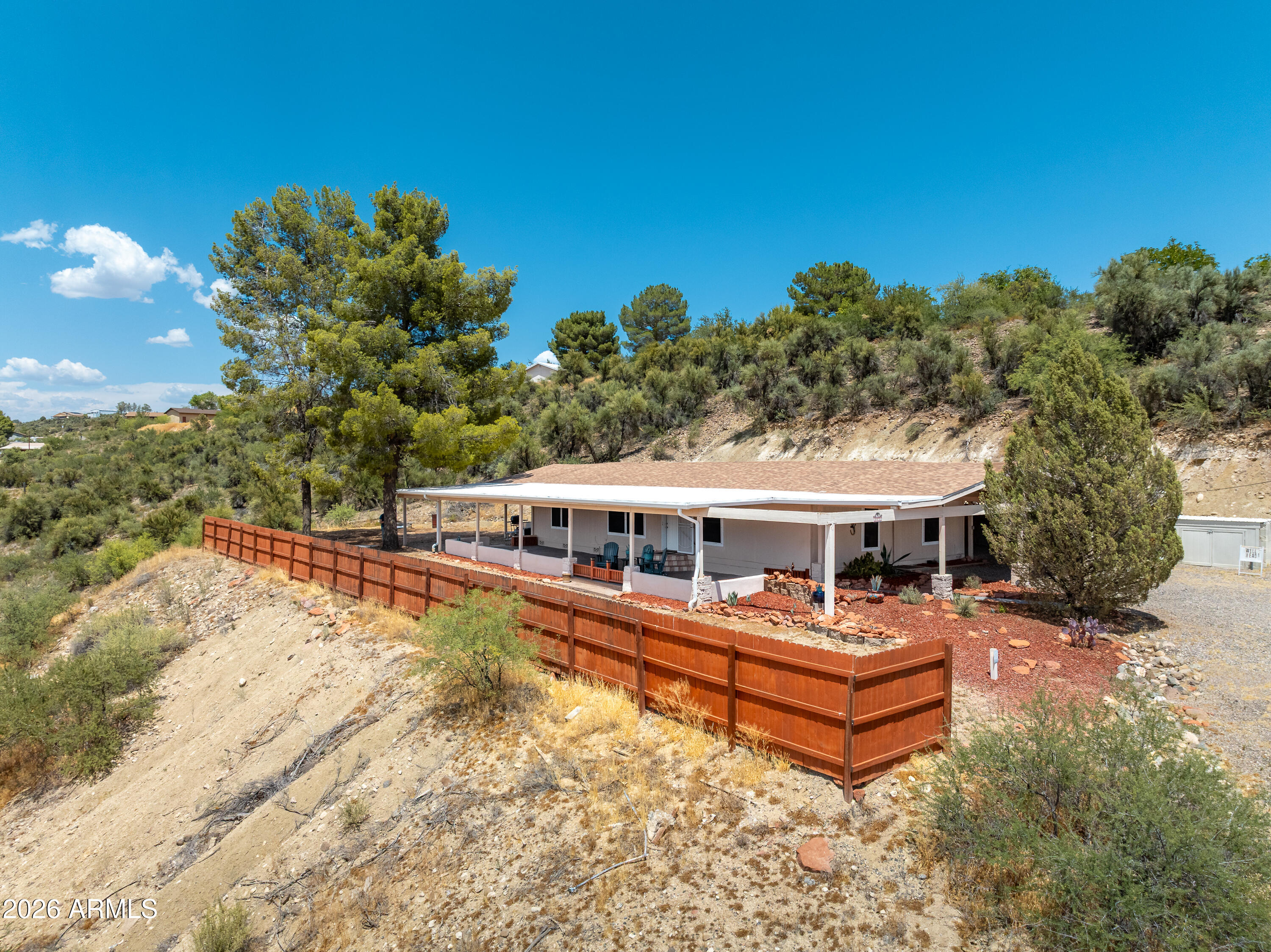 1012 W Apache Trail — photo