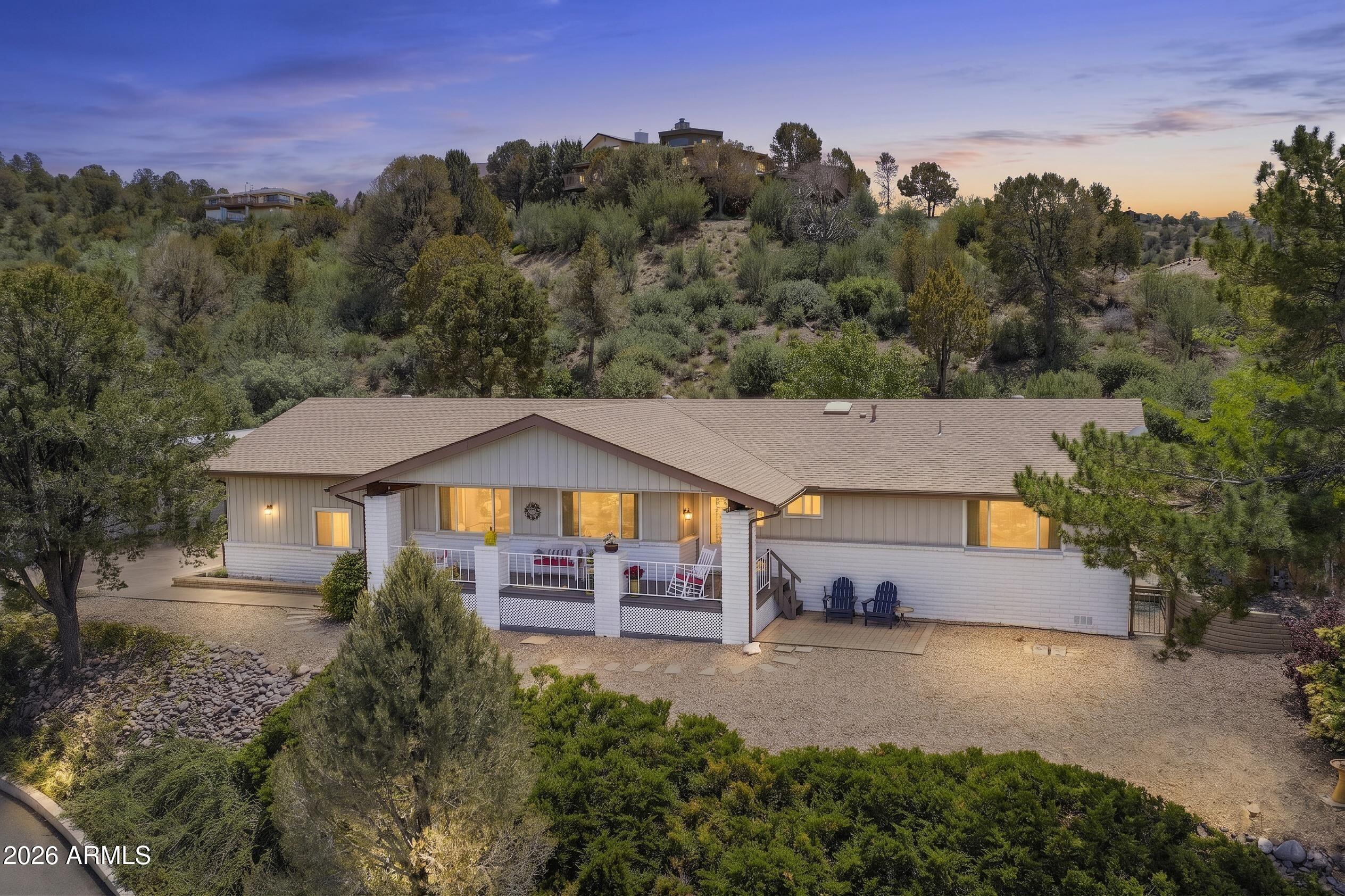820 Devereaux Drive — photo