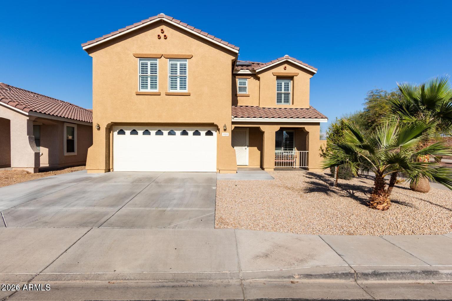 990 E Doris Street — photo