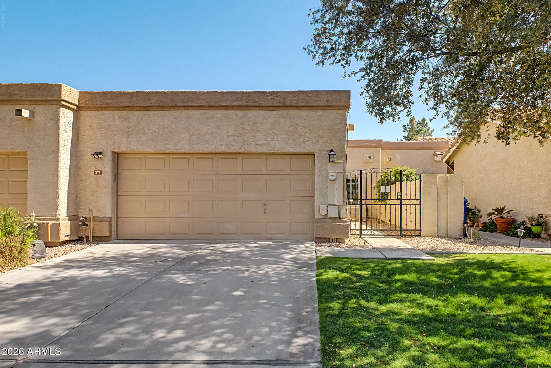371 W Lodge Drive — photo