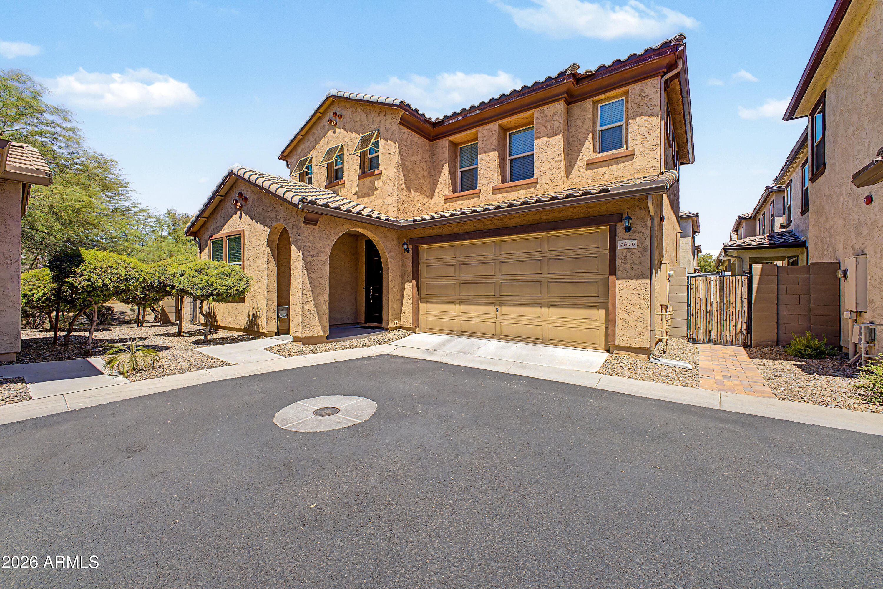 4640 E Beck Lane — photo
