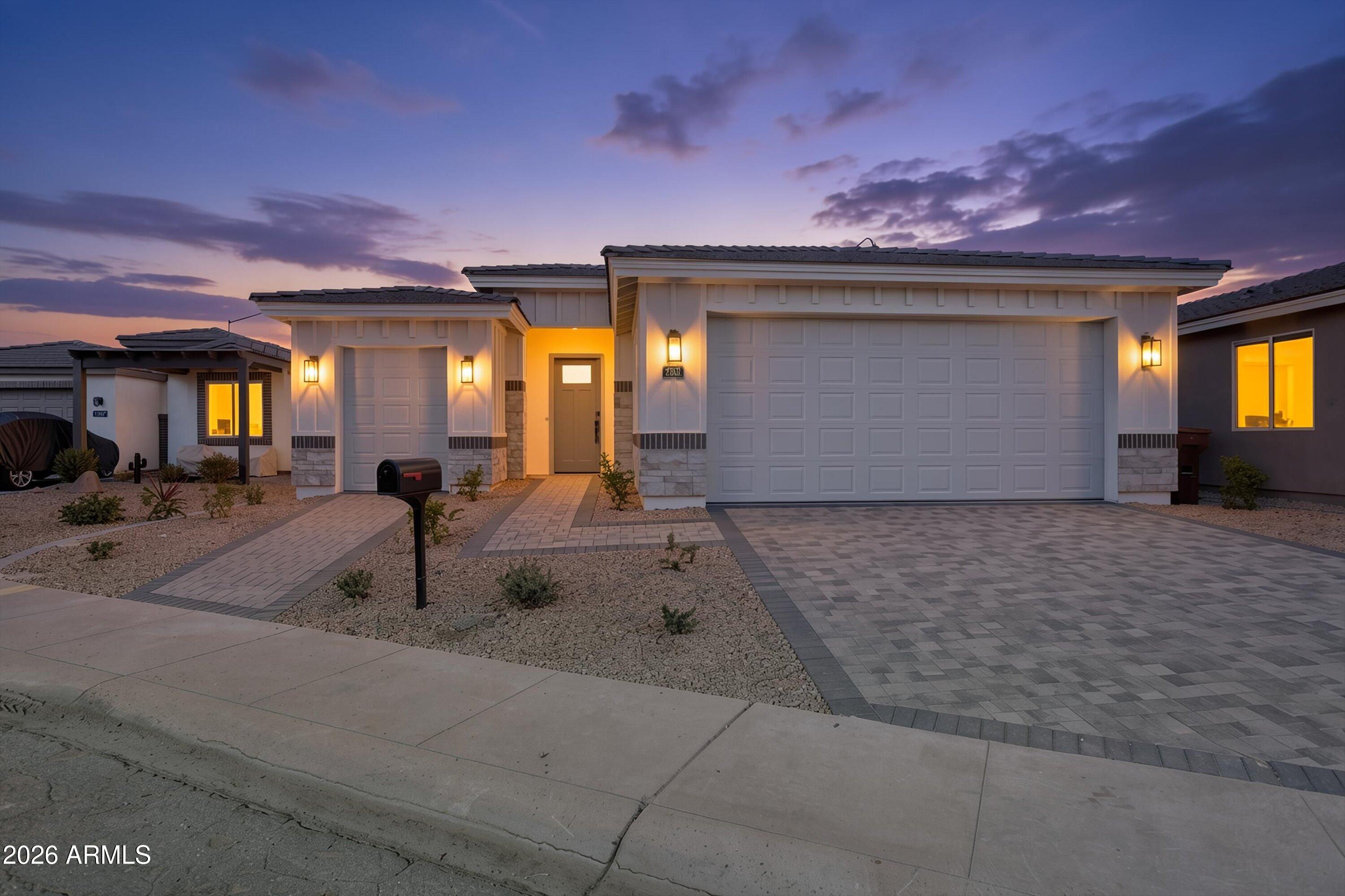 2301 N Shannon Way — photo