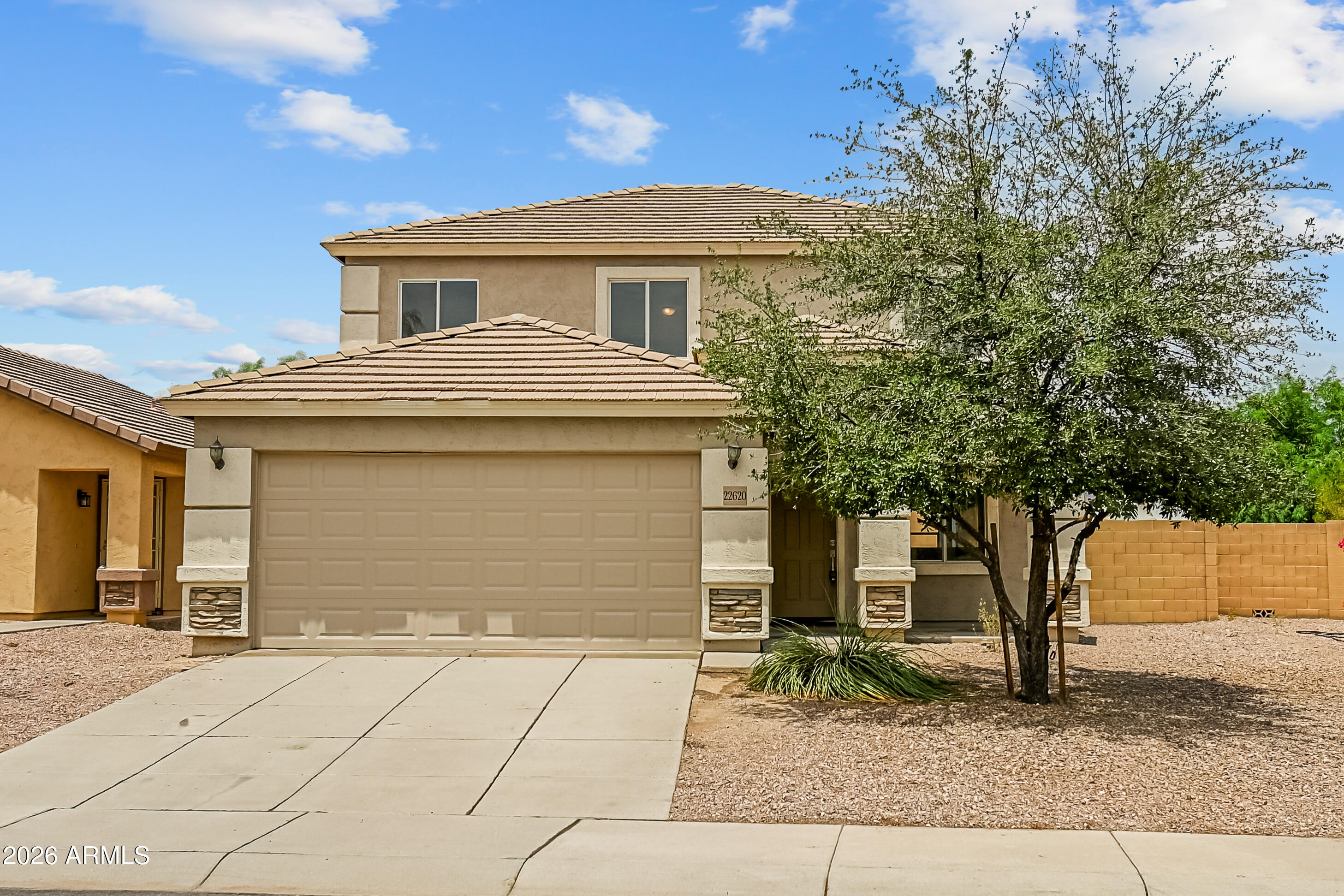 22620 W Yavapai Street — photo
