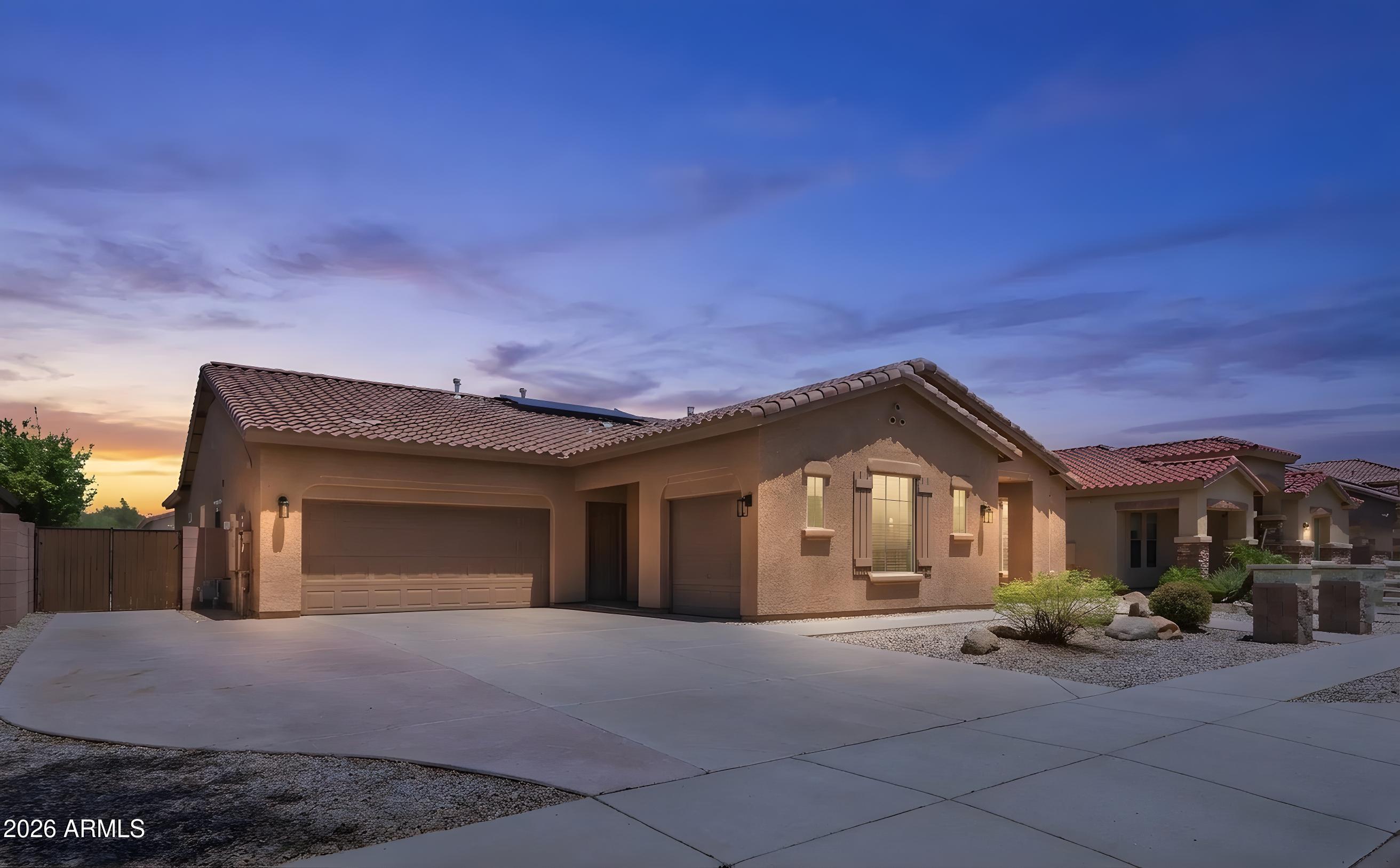 2406 W Desperado Way — photo