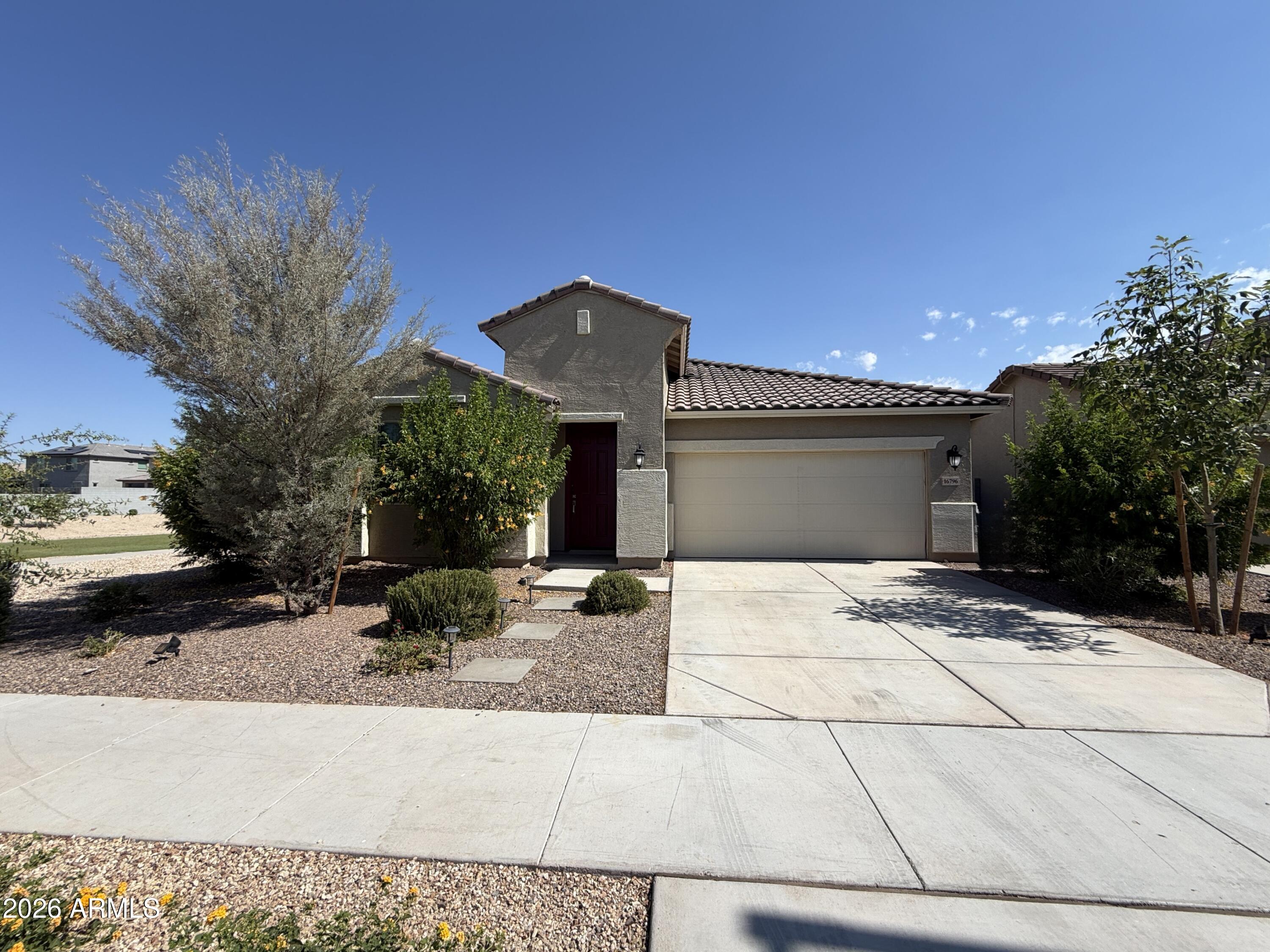 16796 W Molly Lane — photo
