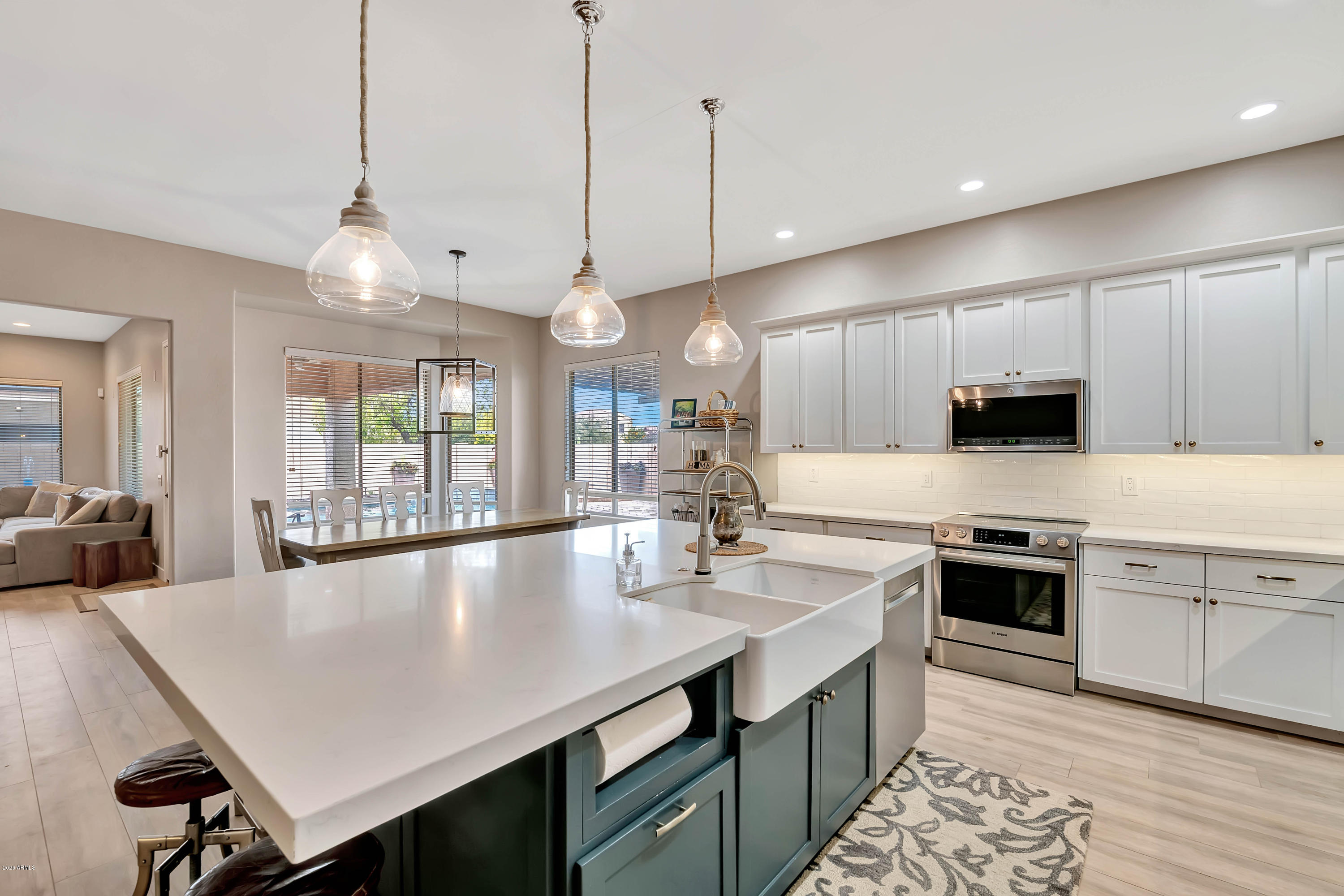 10226 E Laguna Azul Avenue — photo
