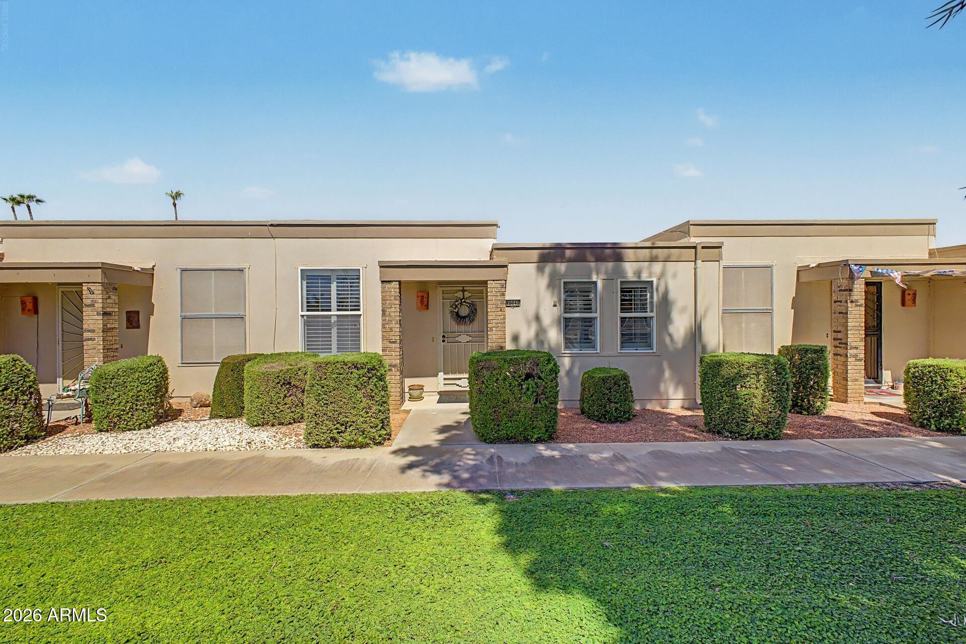 10042 W Hawthorn Drive — photo