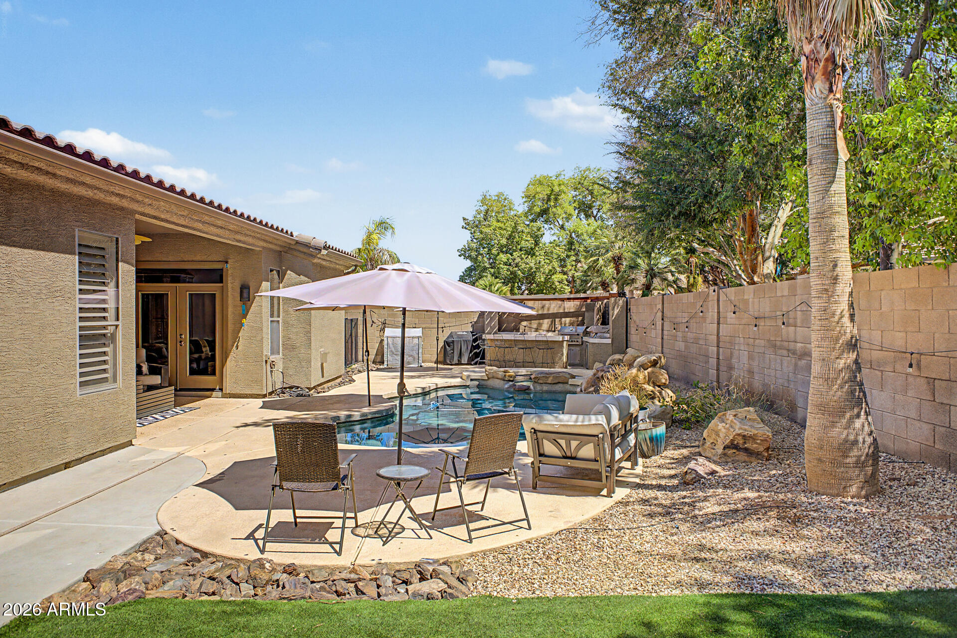 545 S Lemon Court — photo