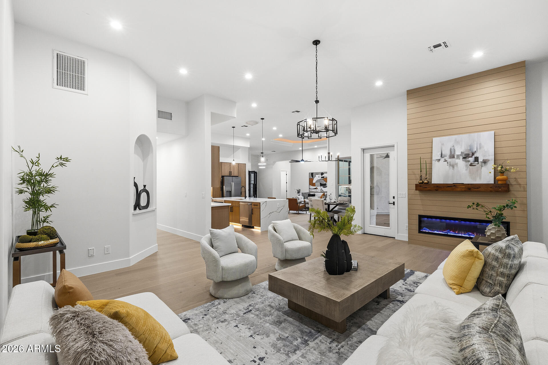 1120 N Wren Drive — photo