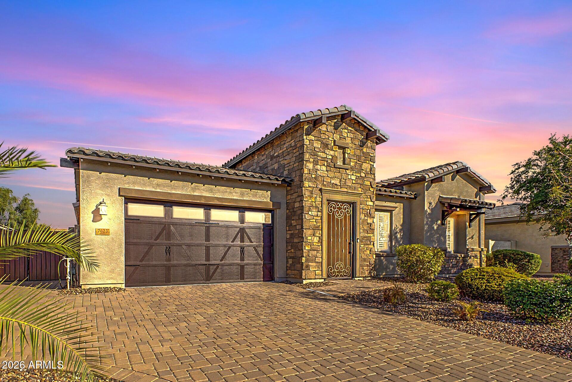 7623 S Barlow Drive — photo