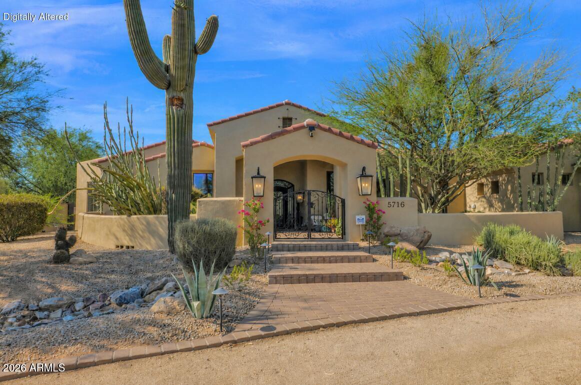 5716 E Milton Drive — photo