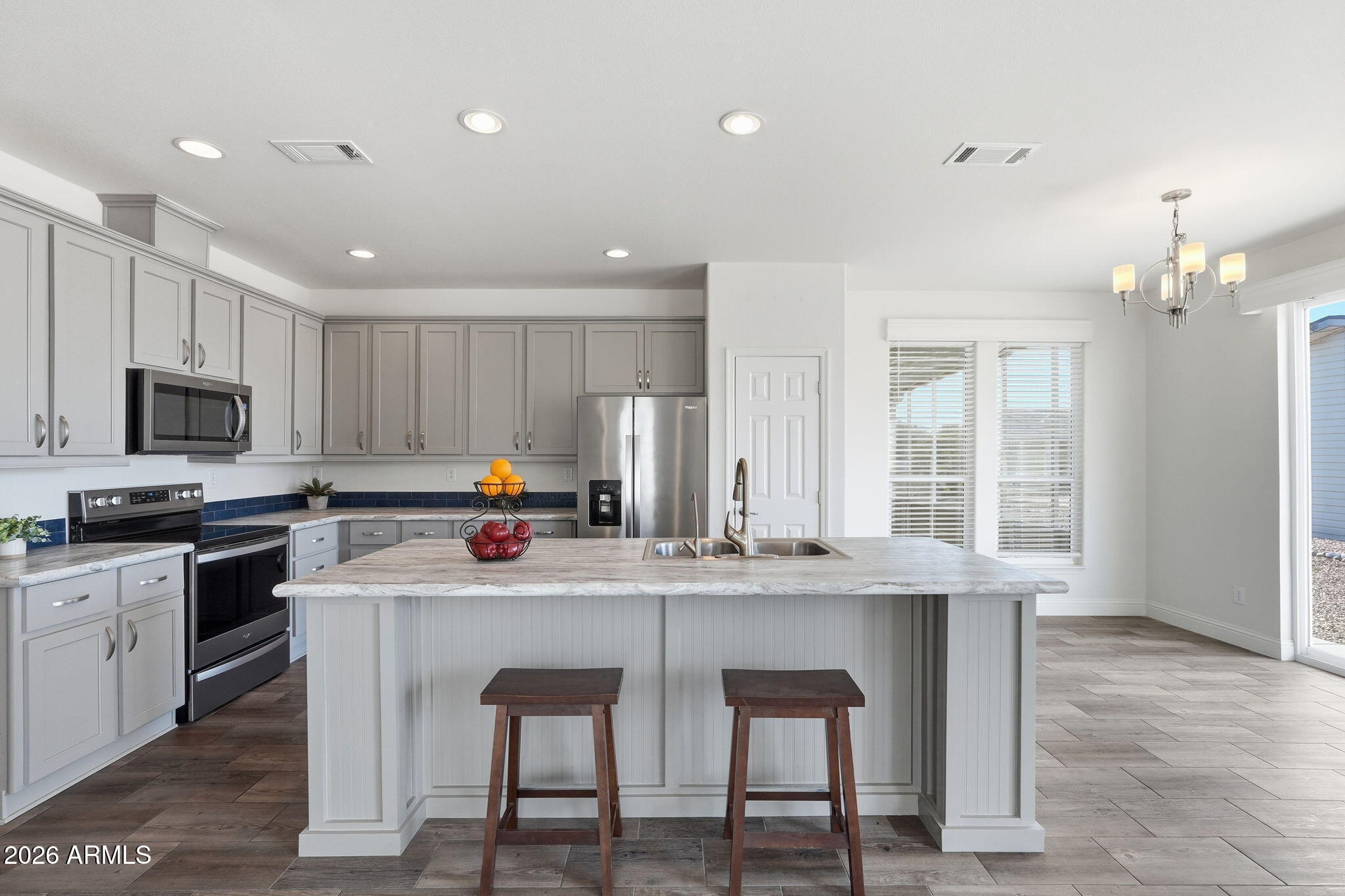 3301 S Goldfield Road 6003 — photo