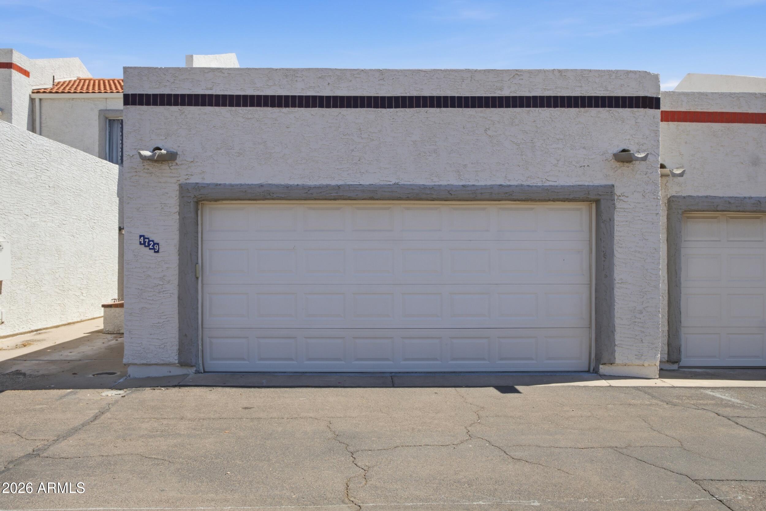 4729 W Eva Street — photo
