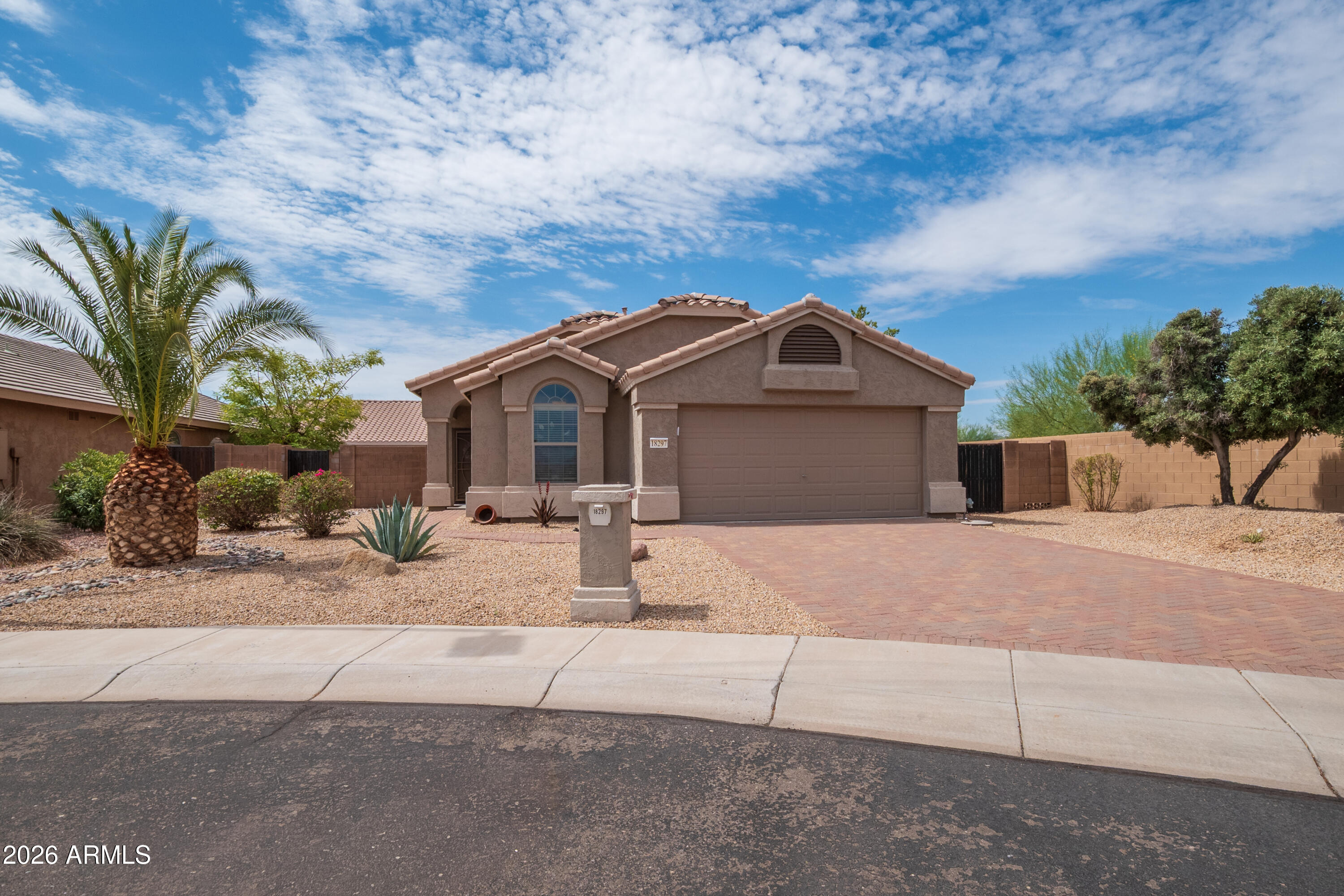18297 W Spencer Drive — photo