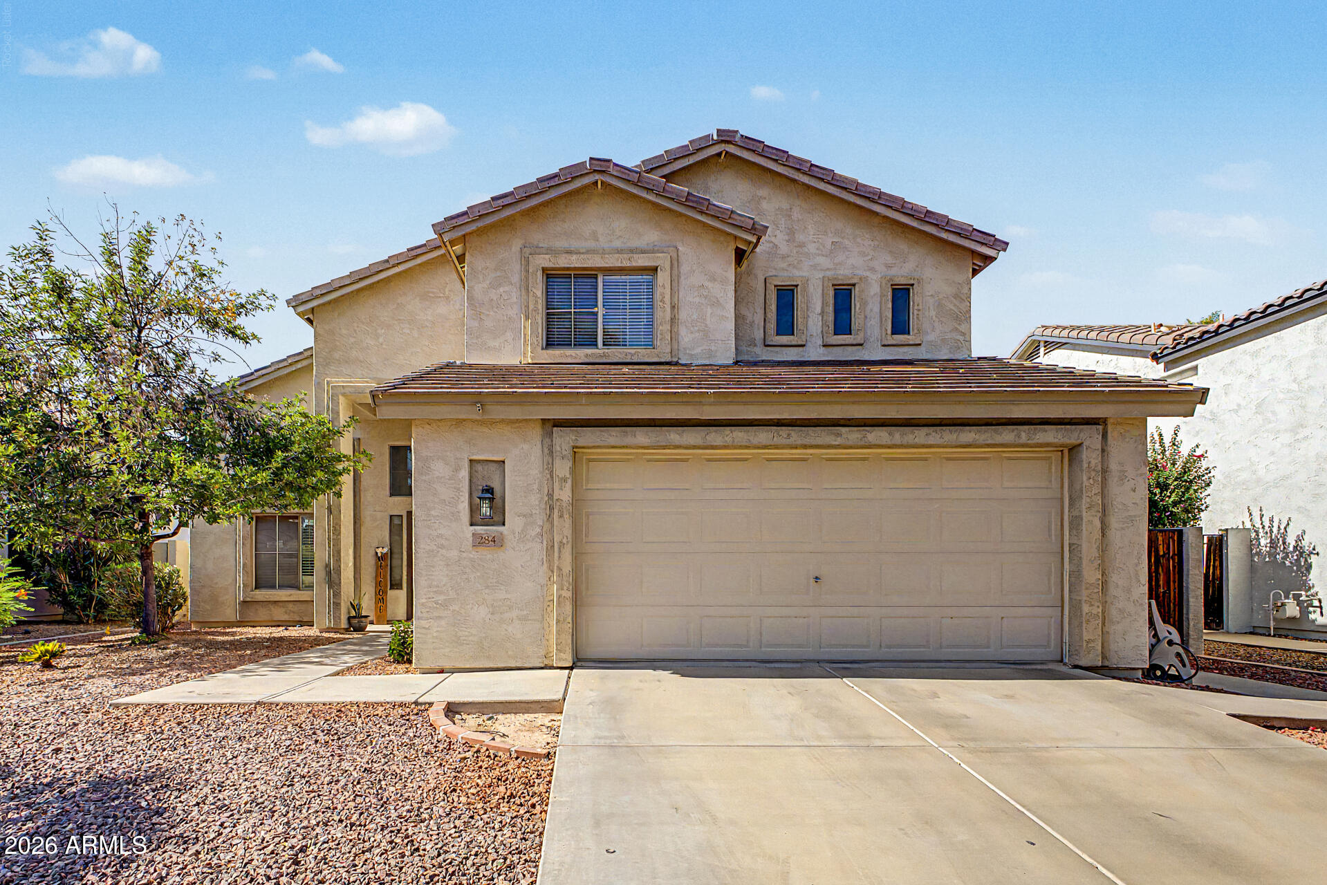 284 W Goldfinch Way — photo