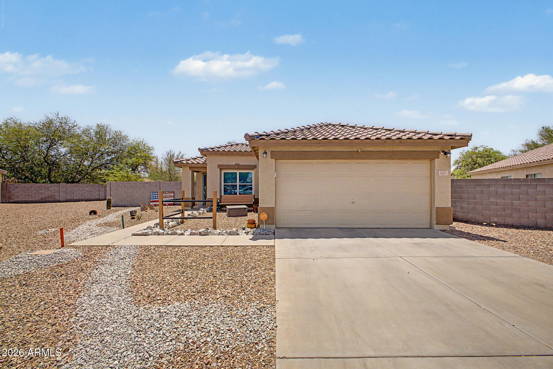 581 W Jardin Loop — photo