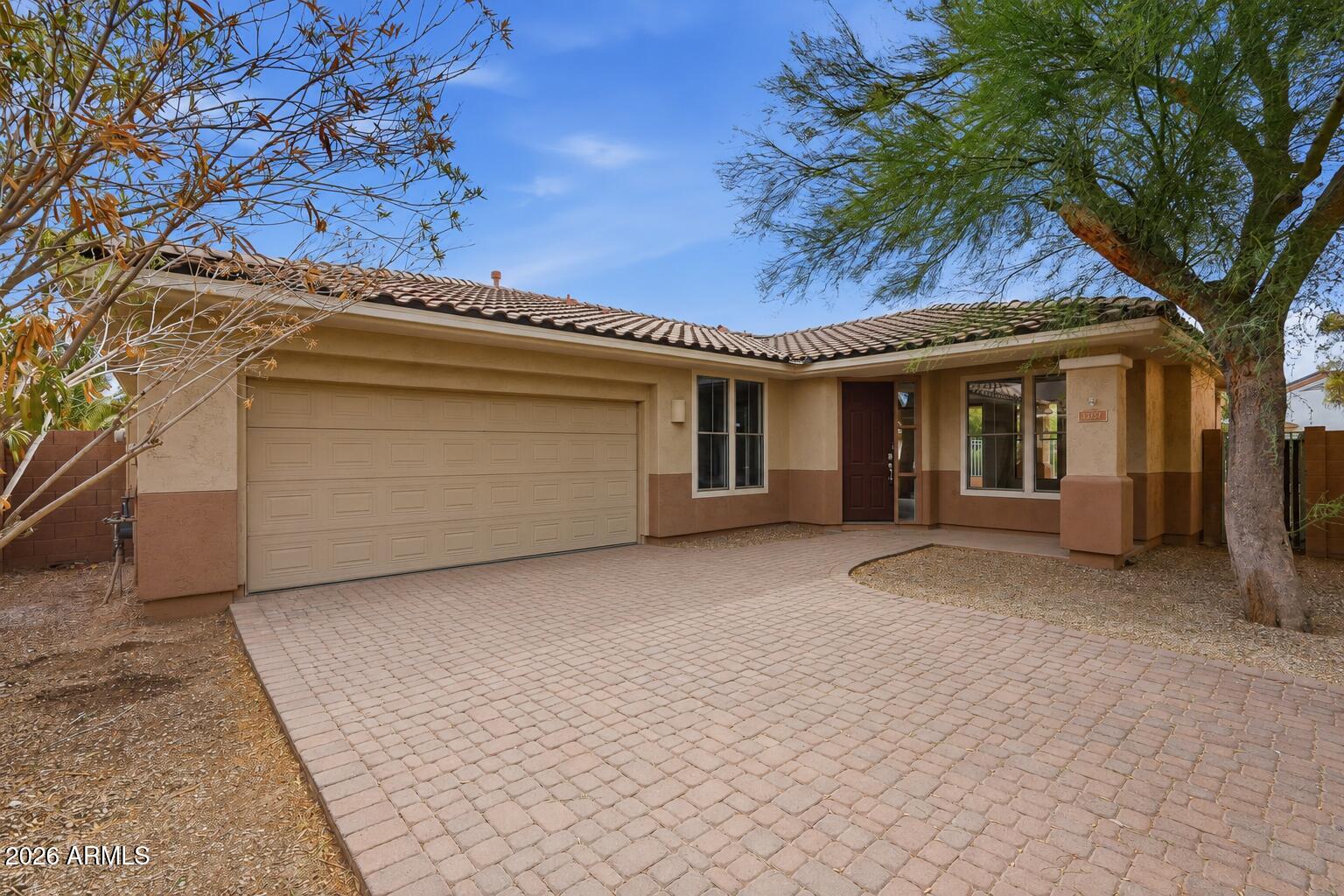 13557 W Cypress Street — photo