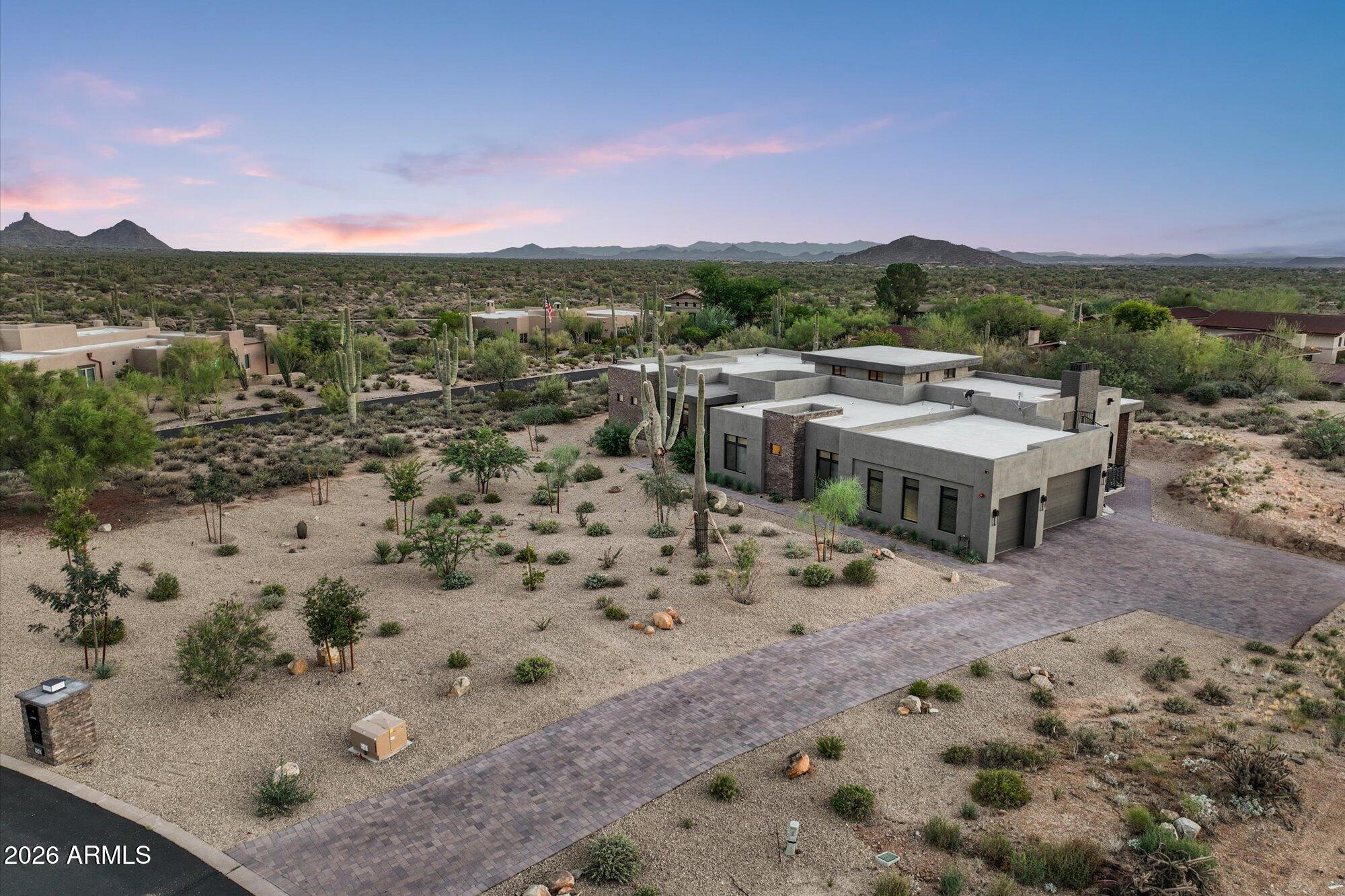 9243 E Vista Drive — photo
