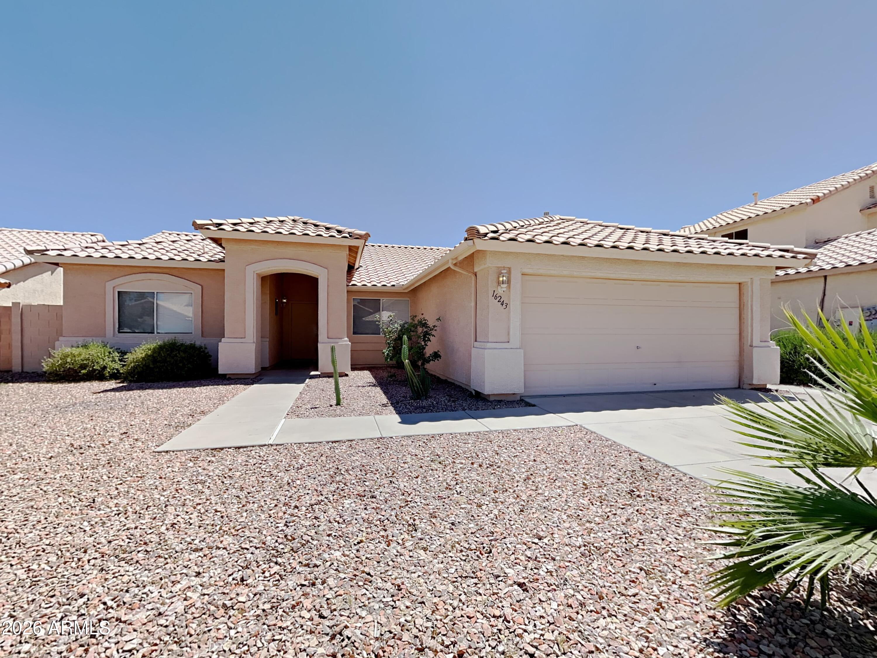 16243 W Jefferson Street — photo