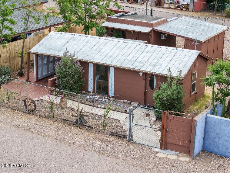 313 W Palma Street — photo
