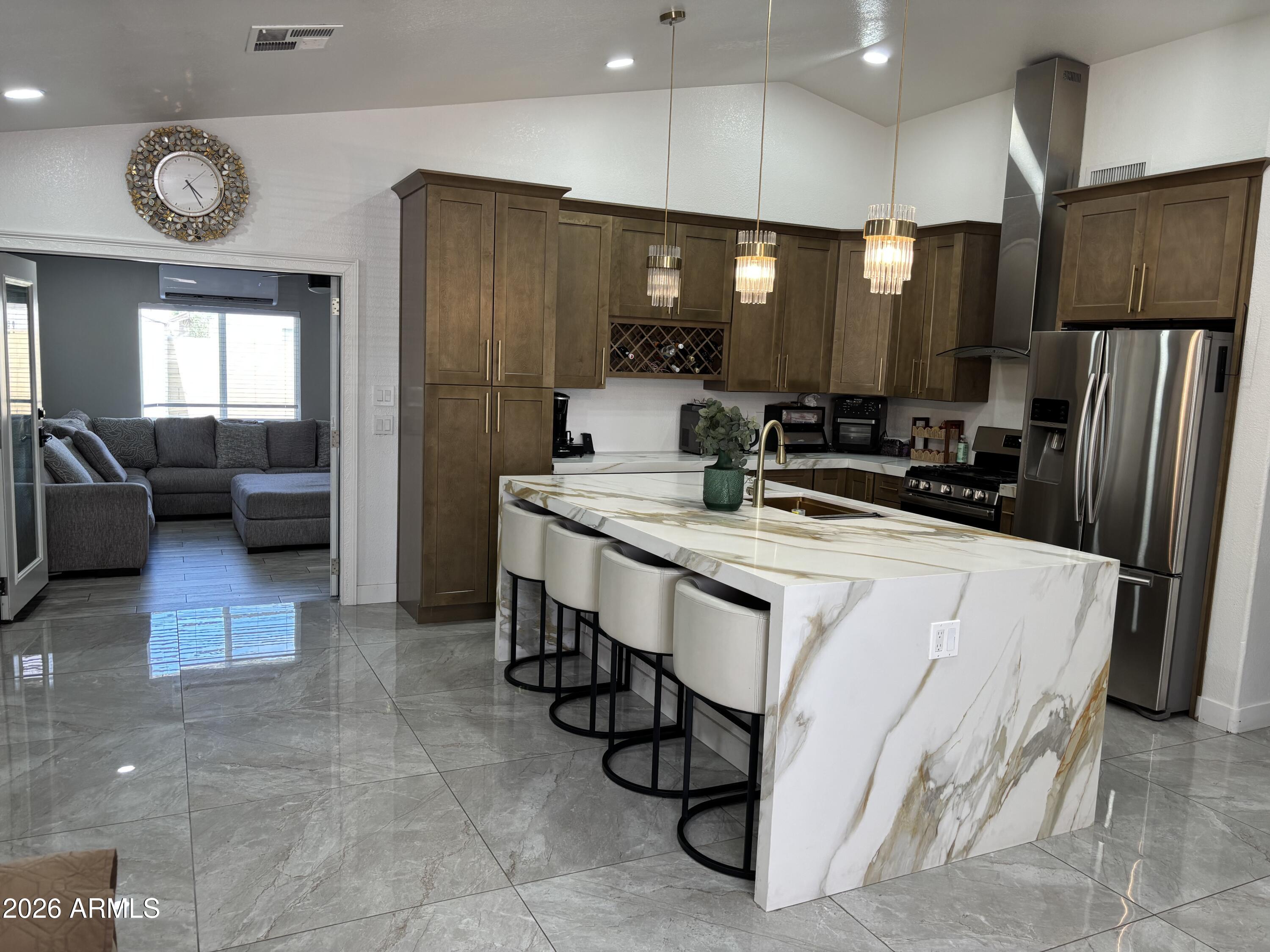 2015 N 89th Drive — photo