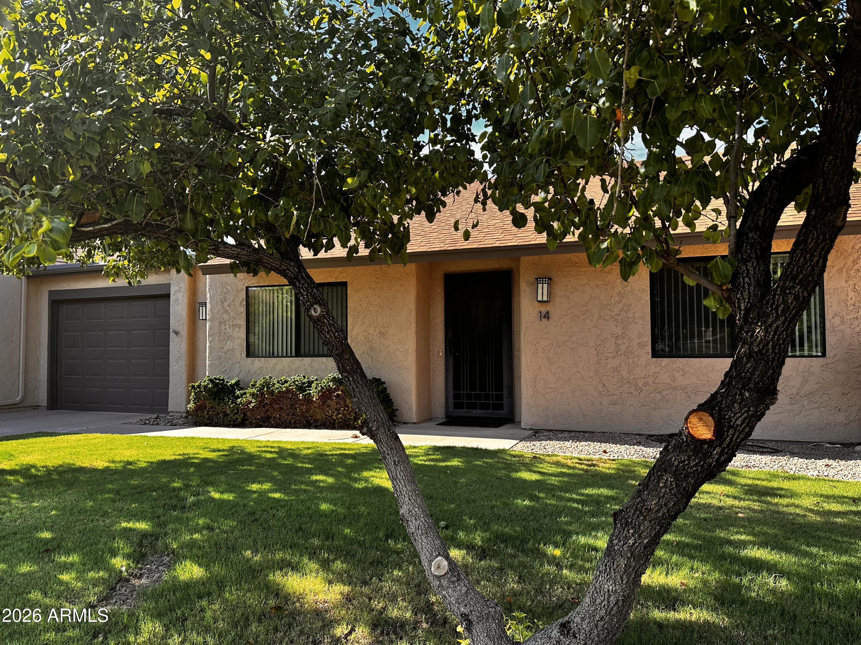 14 Leisure World — photo