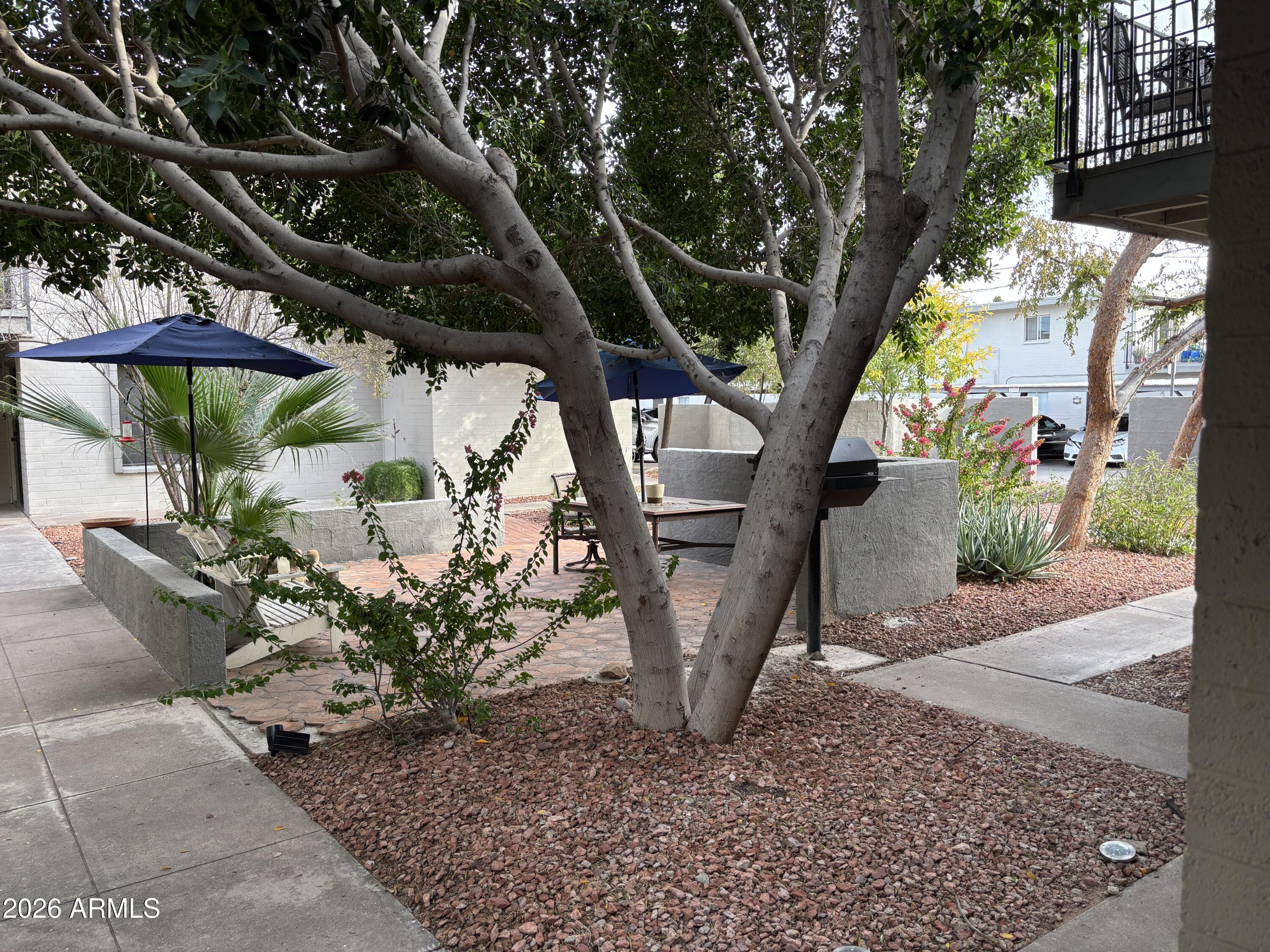 4111 E Camelback Road 17 — photo