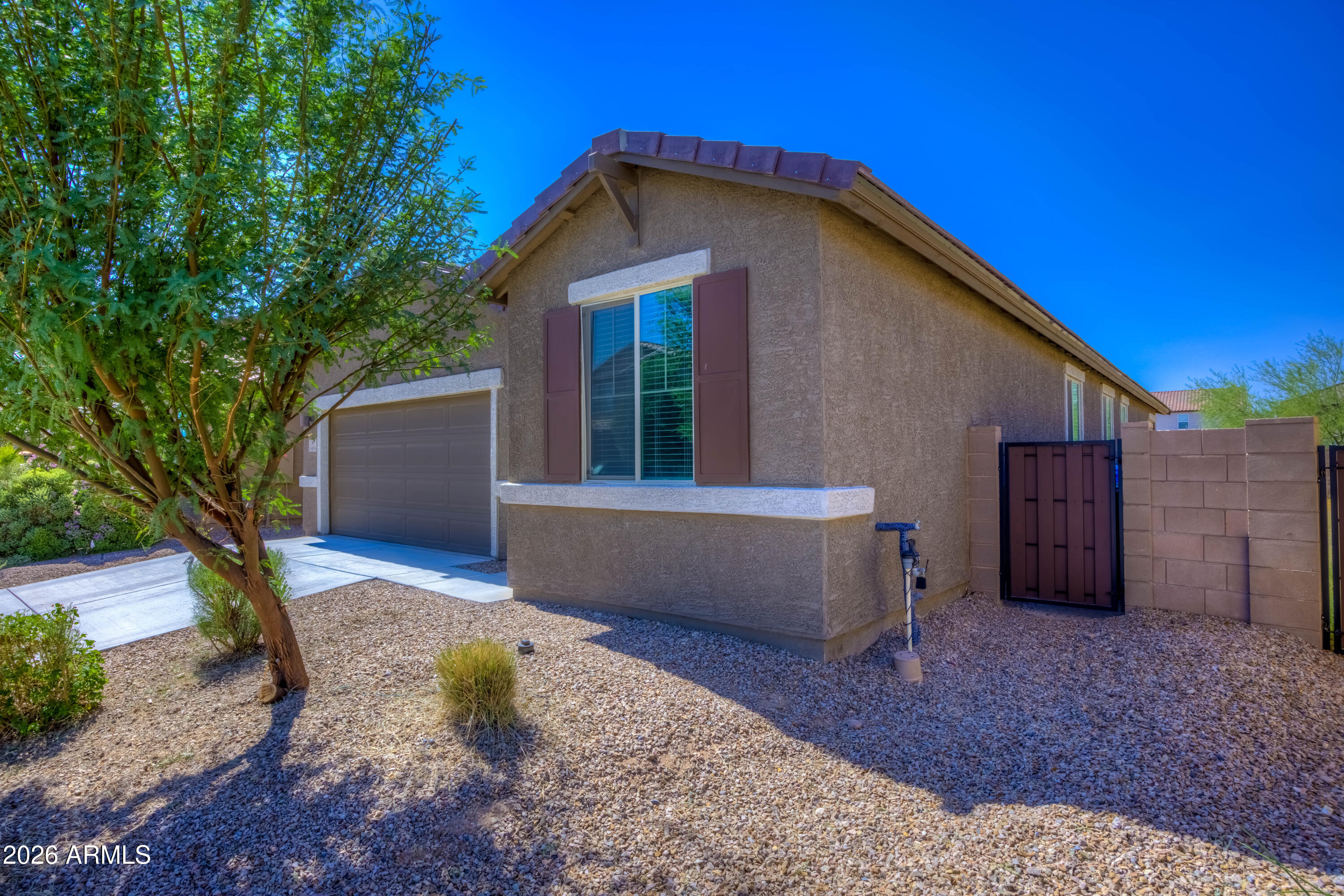 6484 E Via Jardin Verde — photo