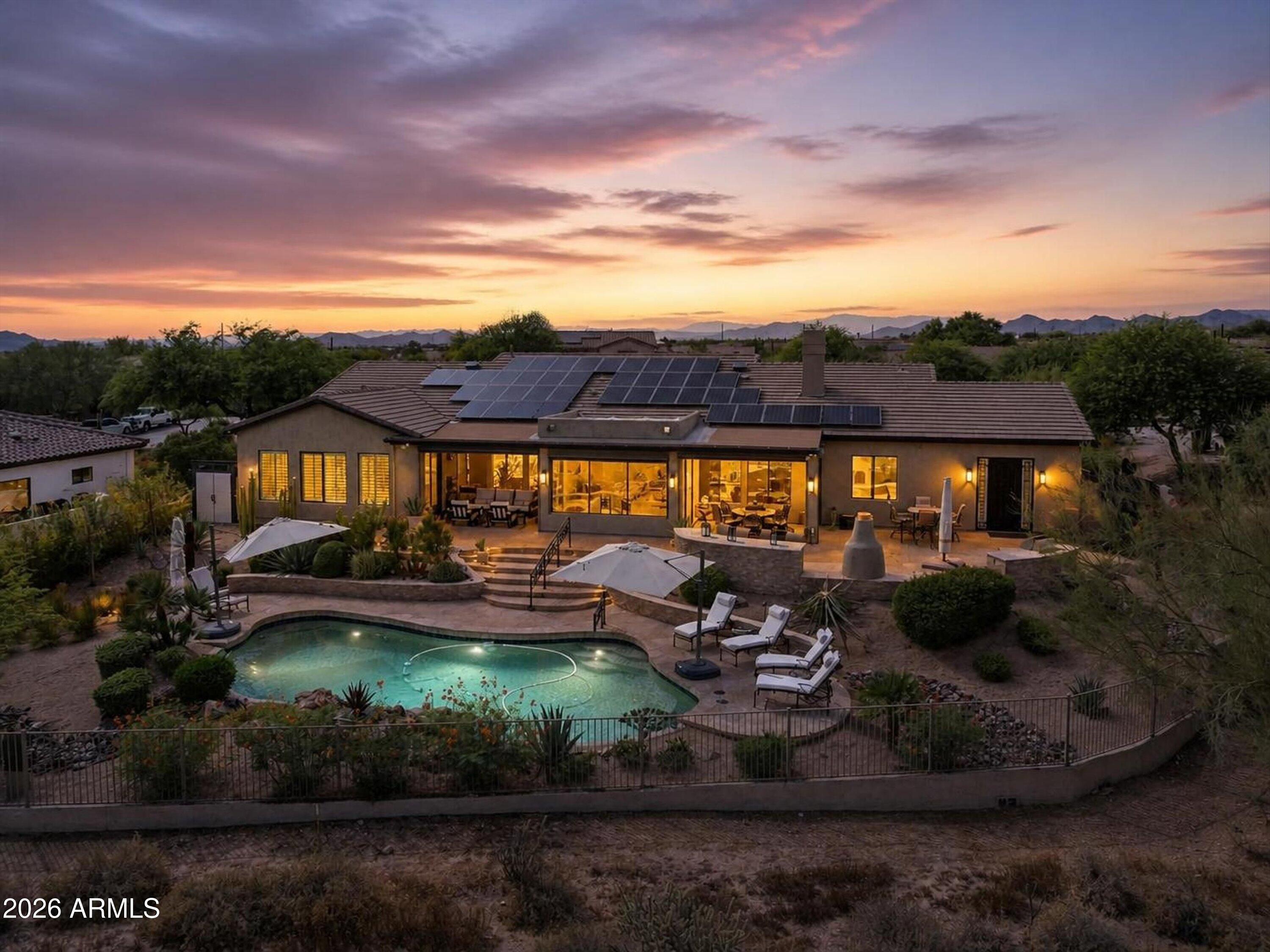 5737 E Hedgehog Place — photo