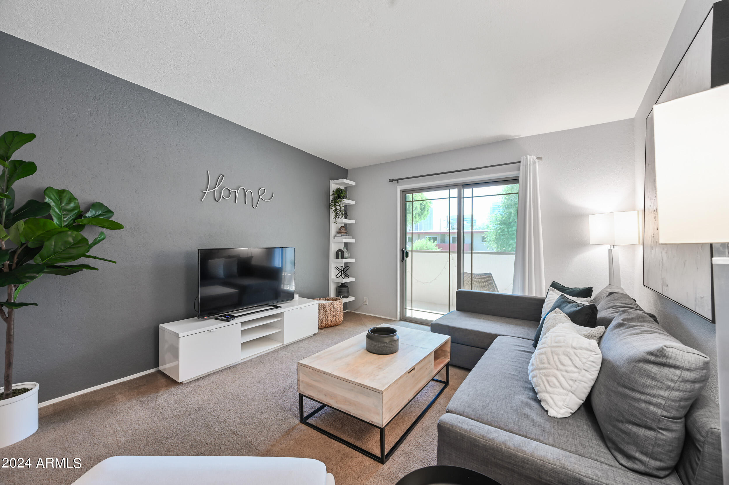 357 E Thomas Road a208 — photo
