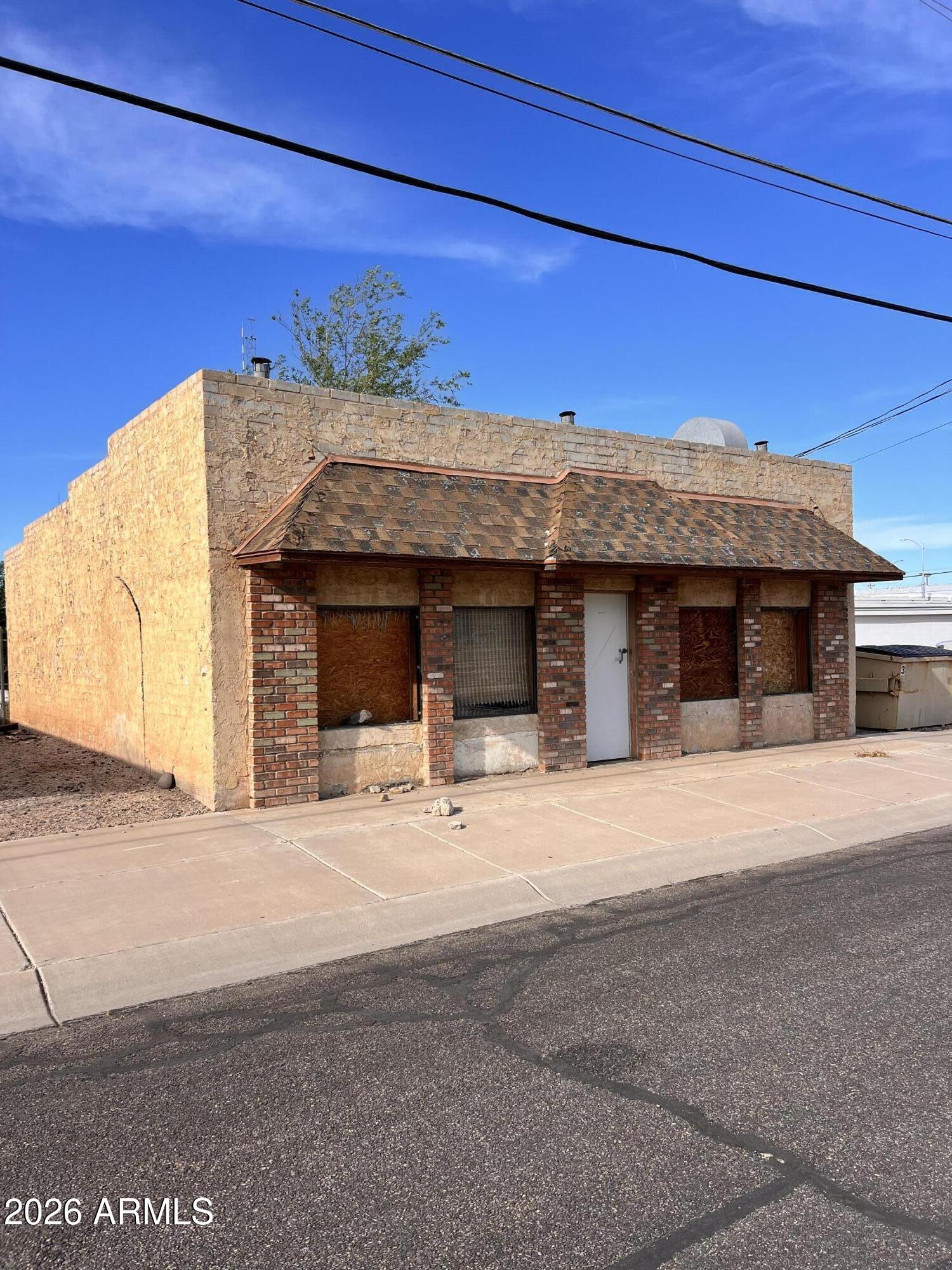 216 E Main Street — photo