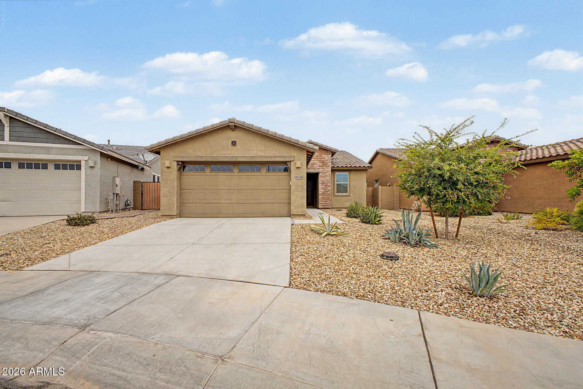 19448 W Pierson Street — photo