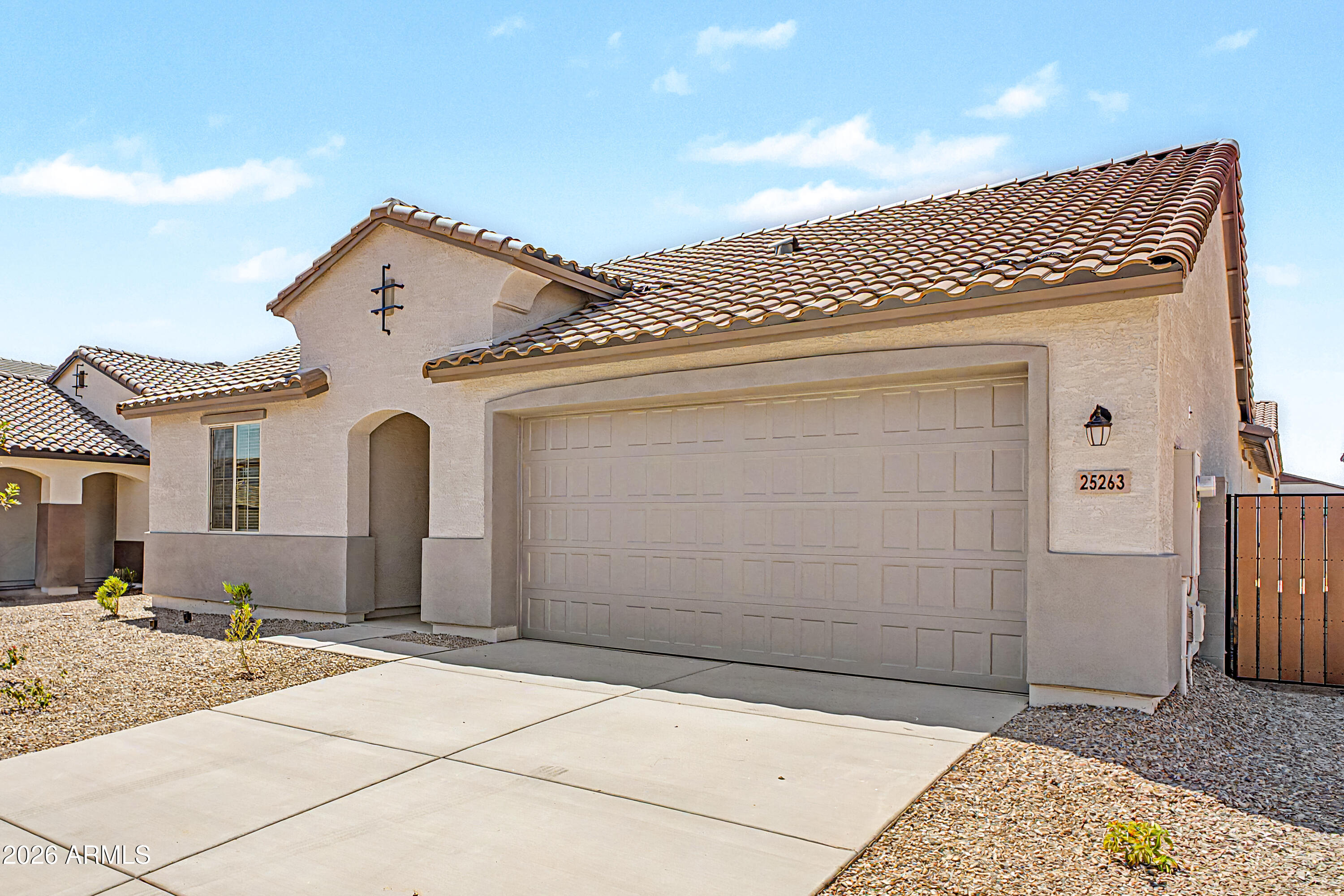 25263 W la Salle Street — photo