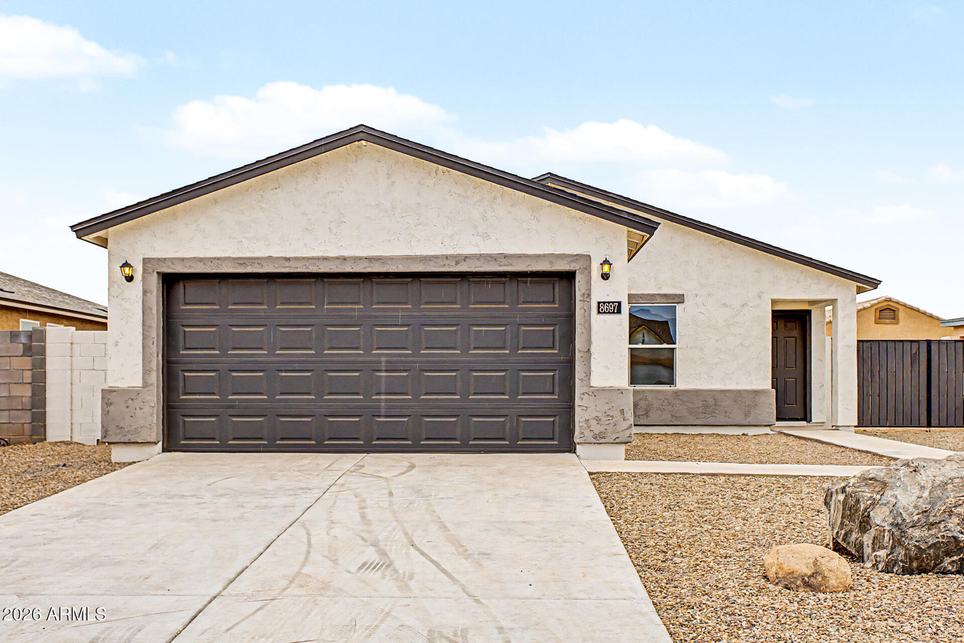 10590 W Fernando Drive — photo