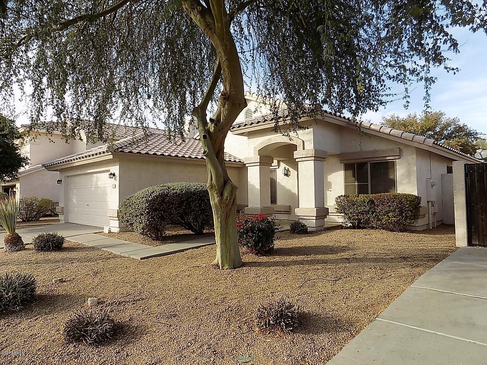 1110 W Raven Drive — photo