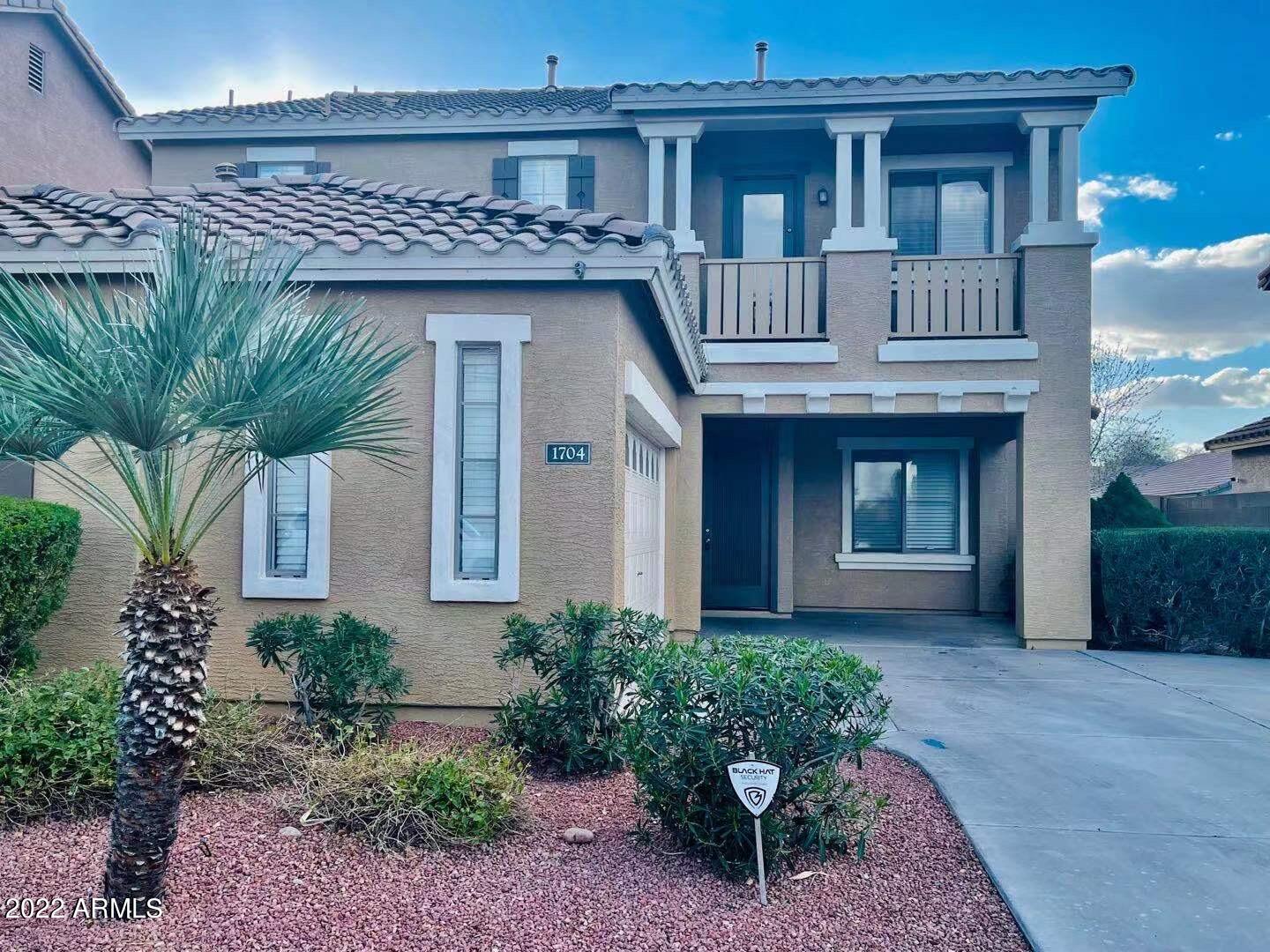 1704 S Falcon Drive — photo