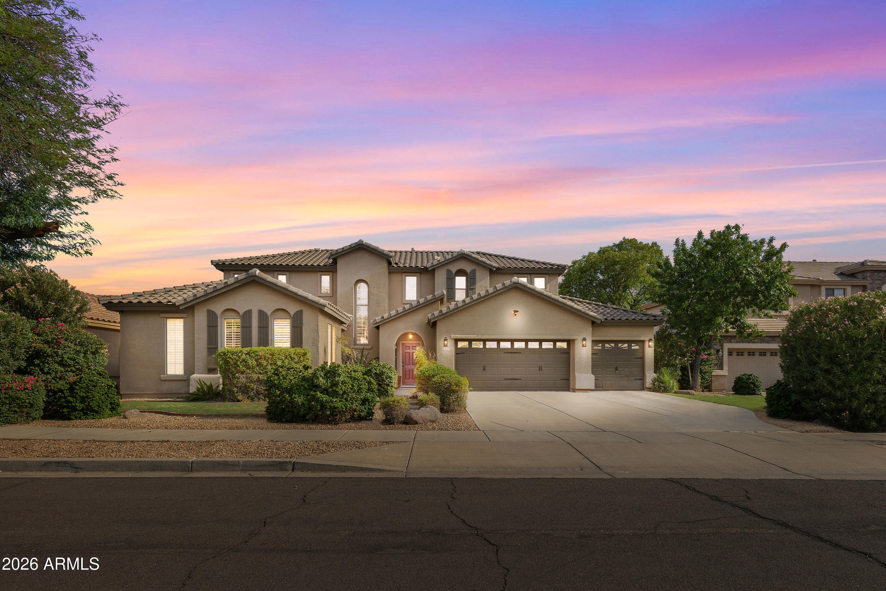 3229 W Buckhorn Trail — photo