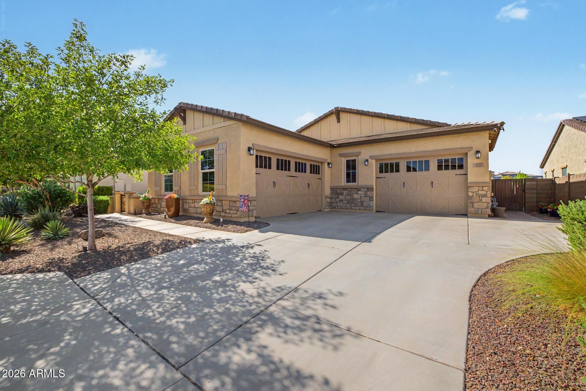 17232 W Echo Lane — photo