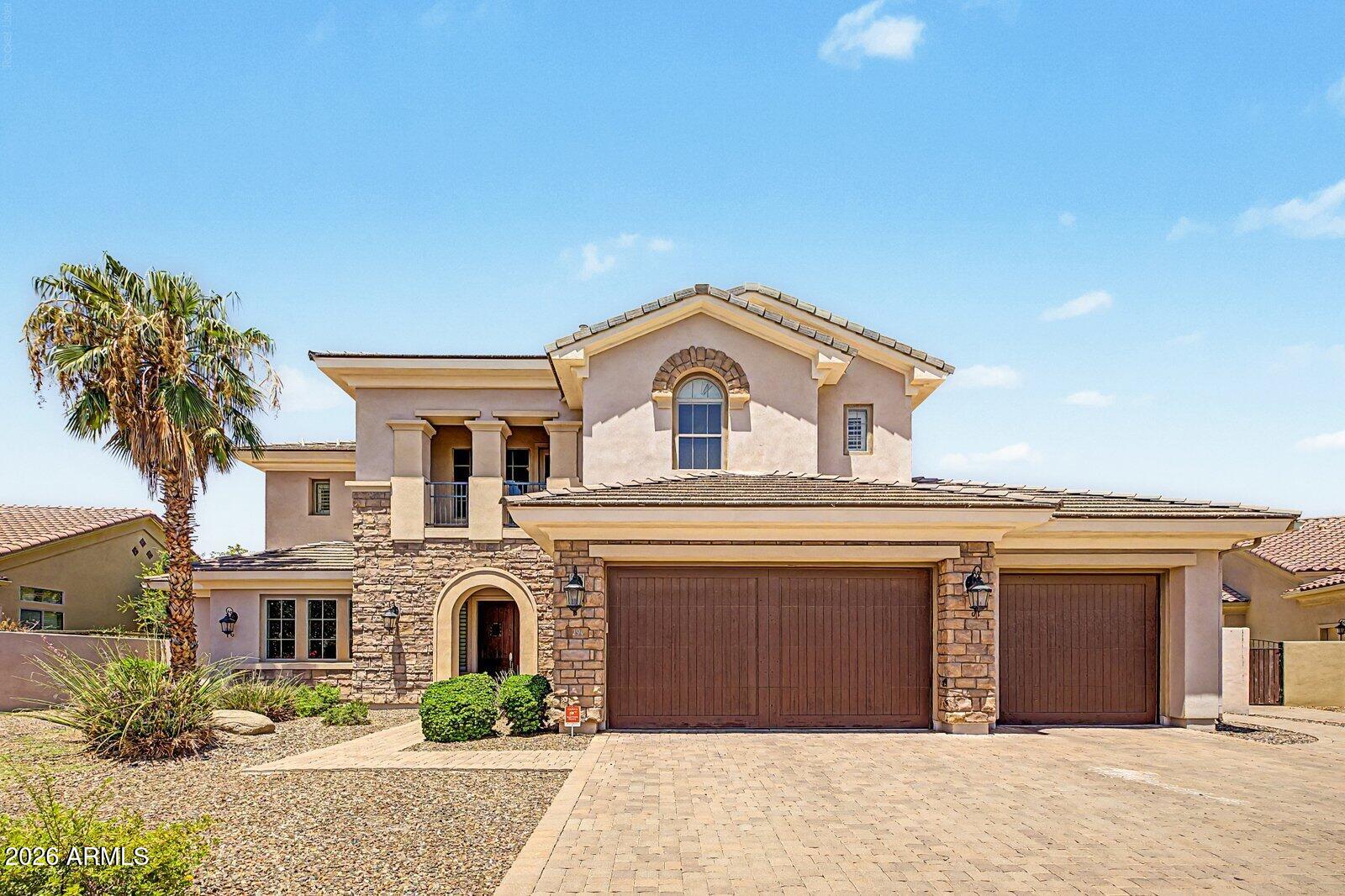 294 W Grand Canyon Drive — photo