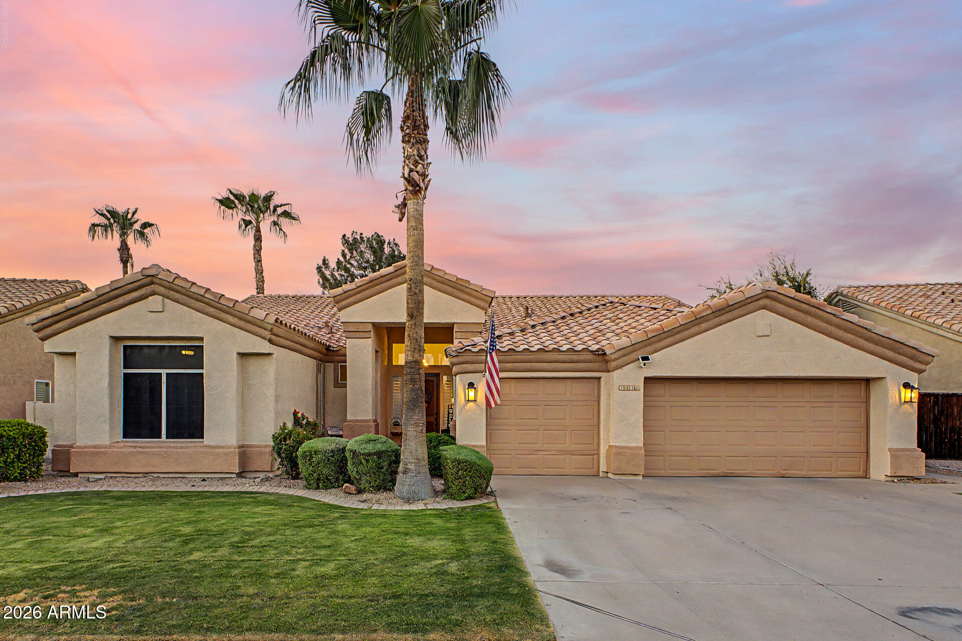 1830 W Wisteria Drive — photo