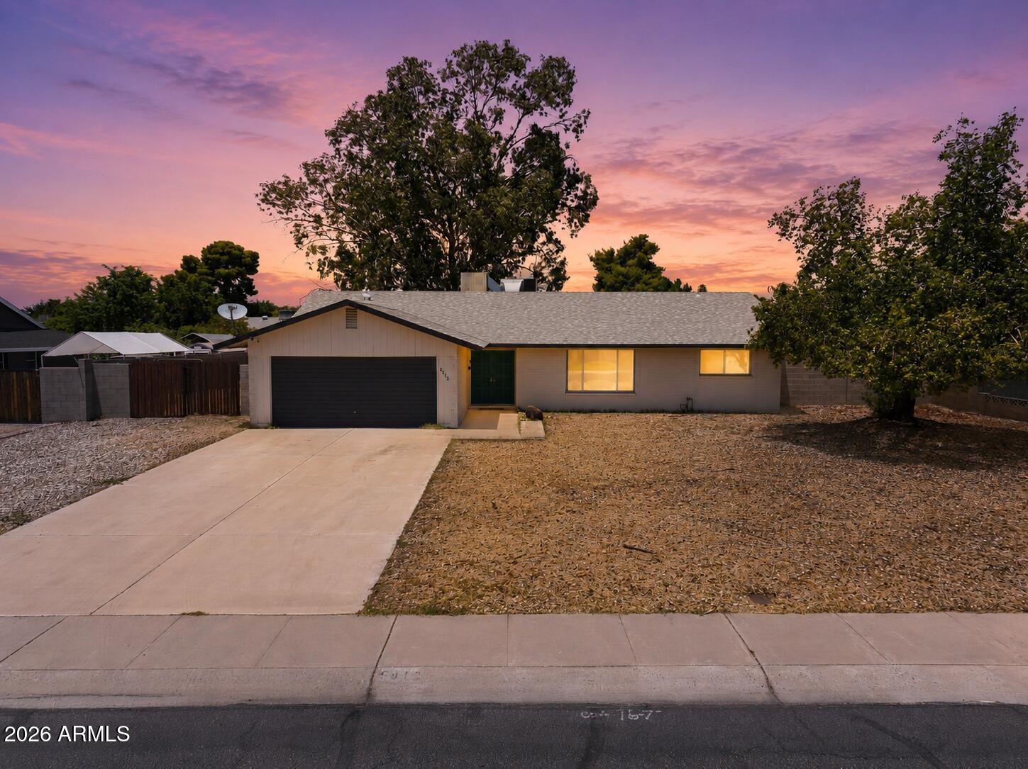 5312 W Beck Lane — photo