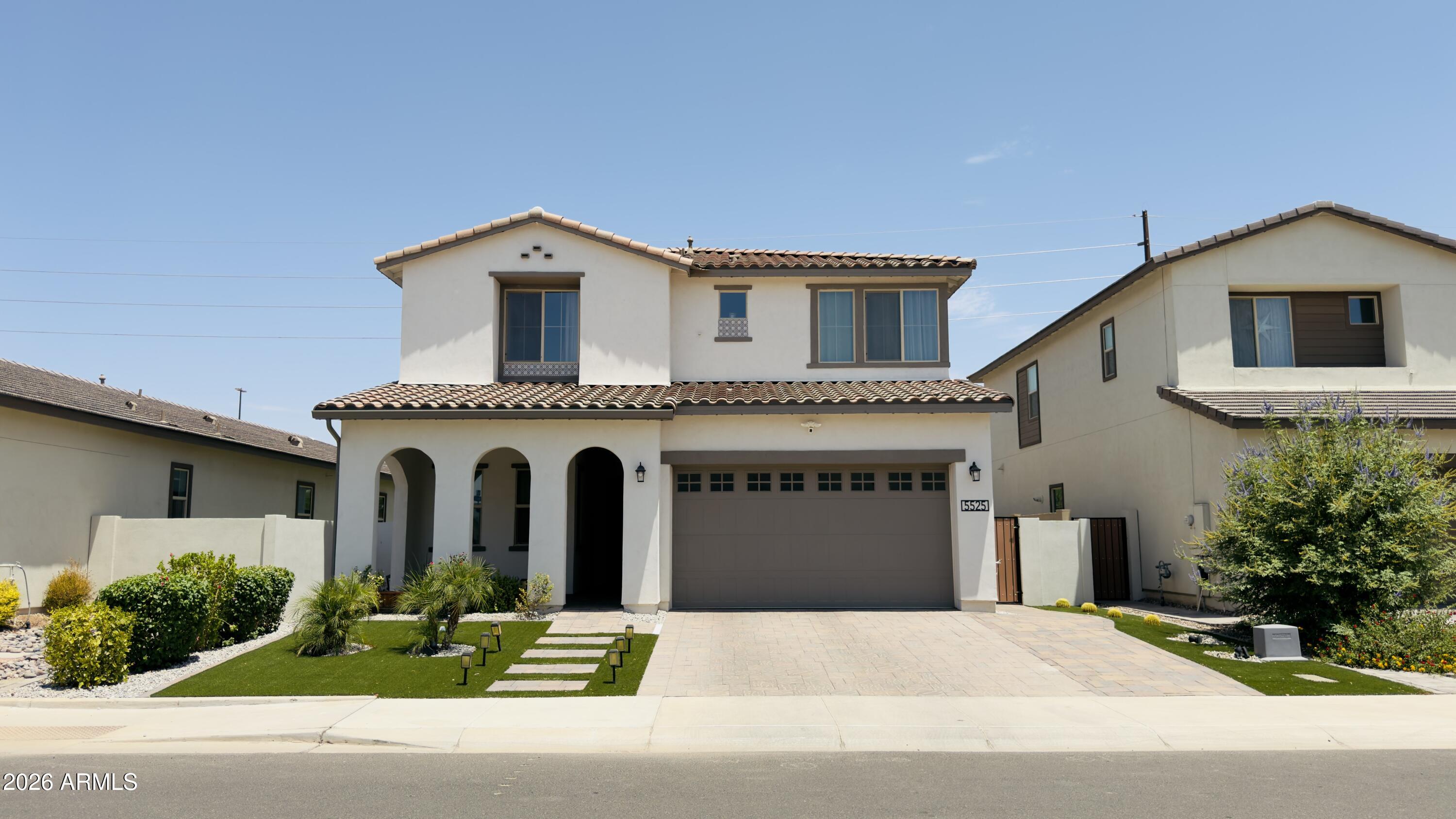 5525 S Red Rock Street — photo