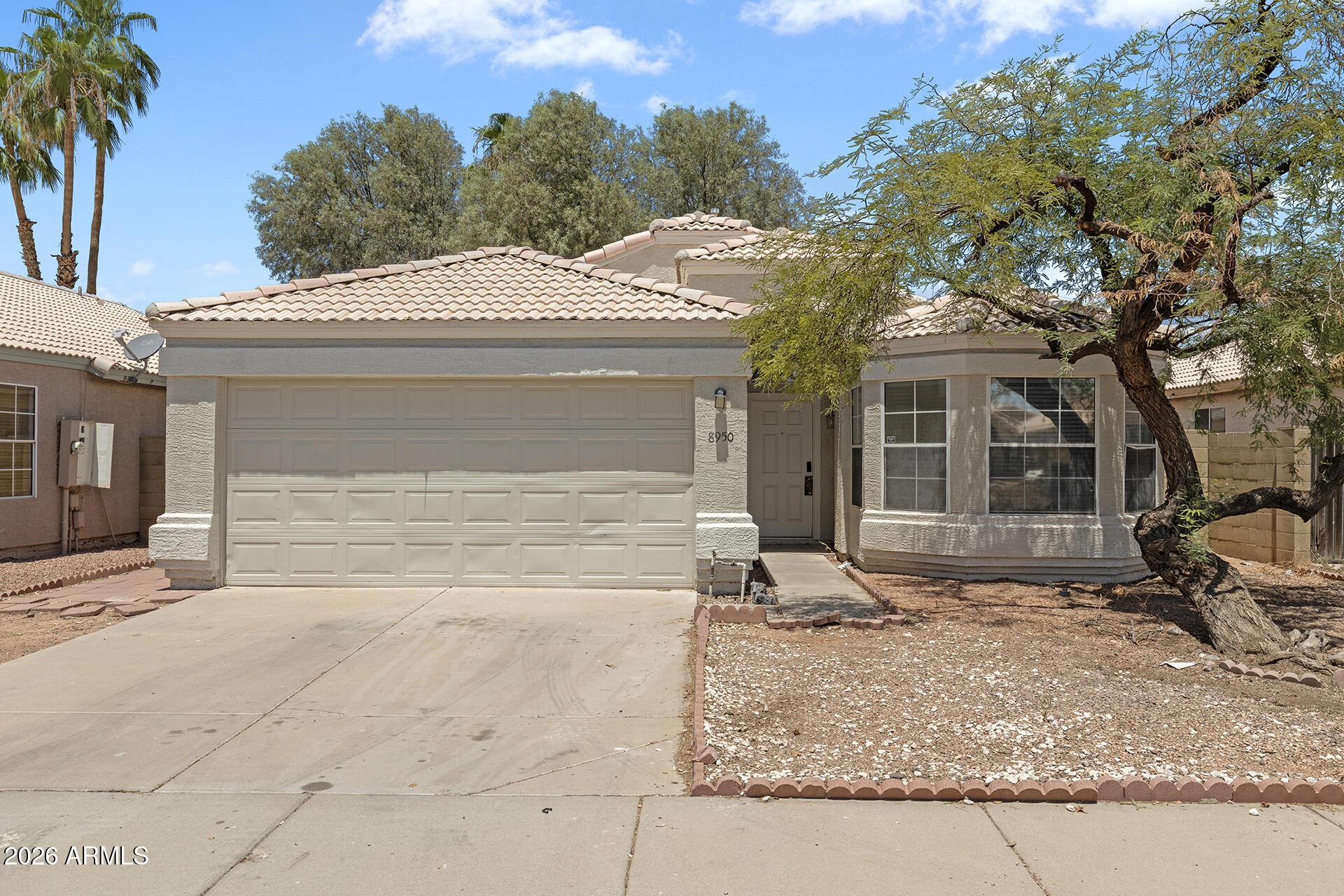 8950 W Holly Street — photo