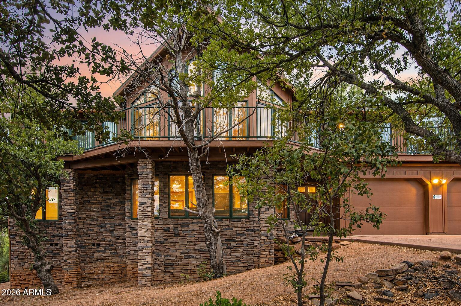 4364 N Strawberry Hollow — photo