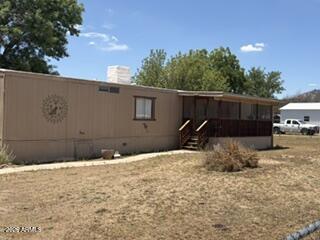 18386 S Pioneer Avenue — photo