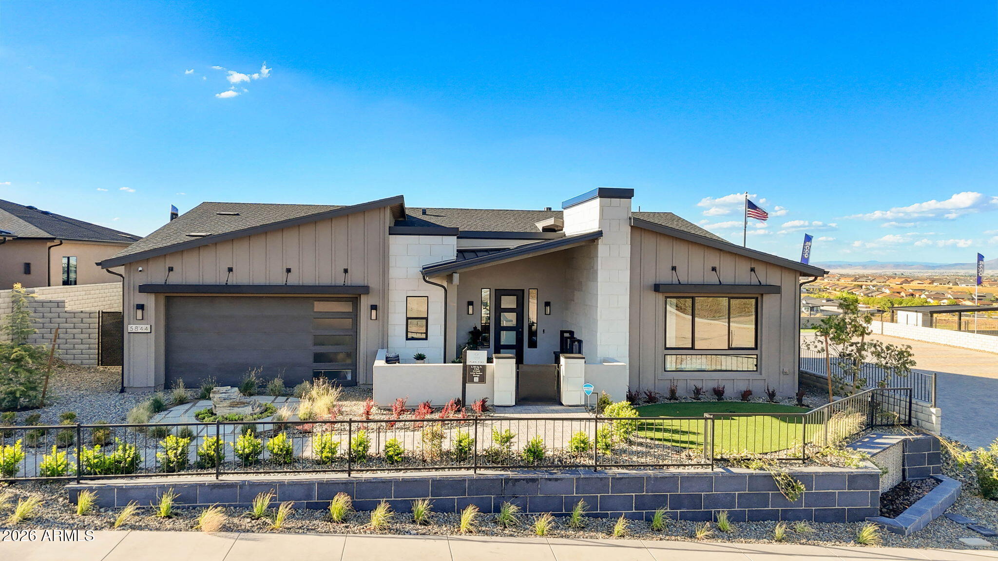 5844 E Davidson Court — photo