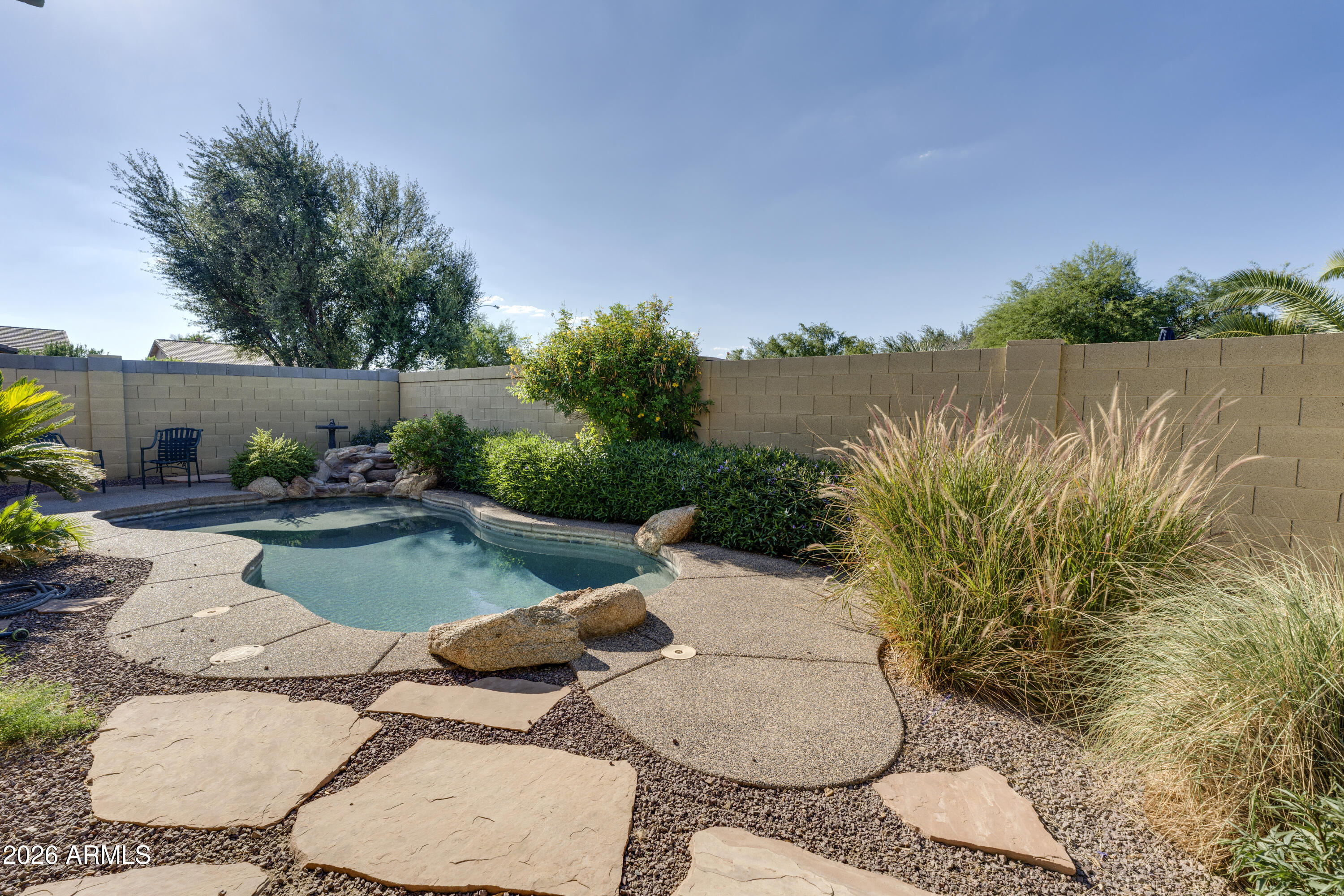 14332 W Mitchell Drive — photo