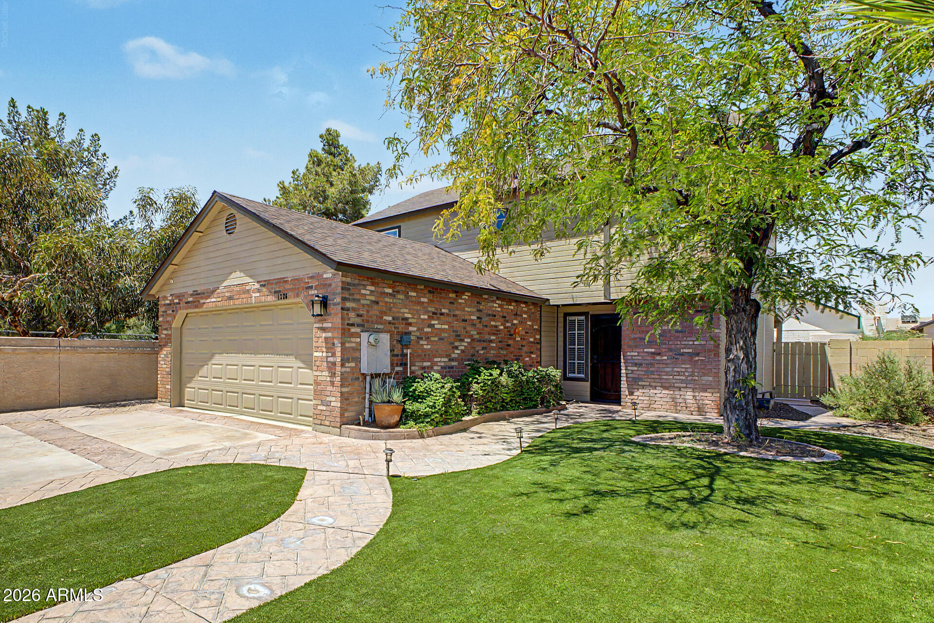 1326 W Boxelder Court — photo